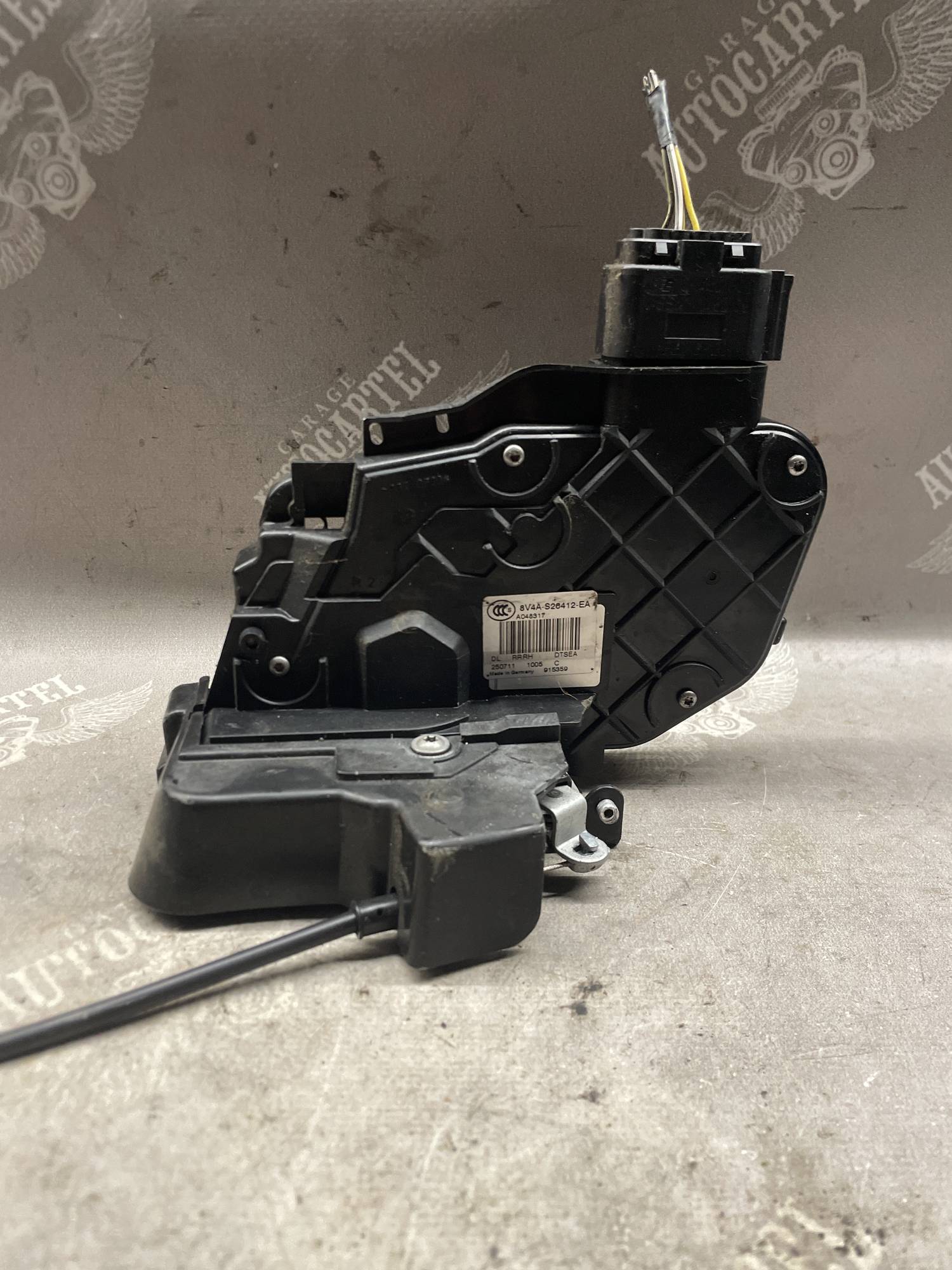 Замок задніх правих дверей Ford Kuga mk1 8v4a-s26412-ea