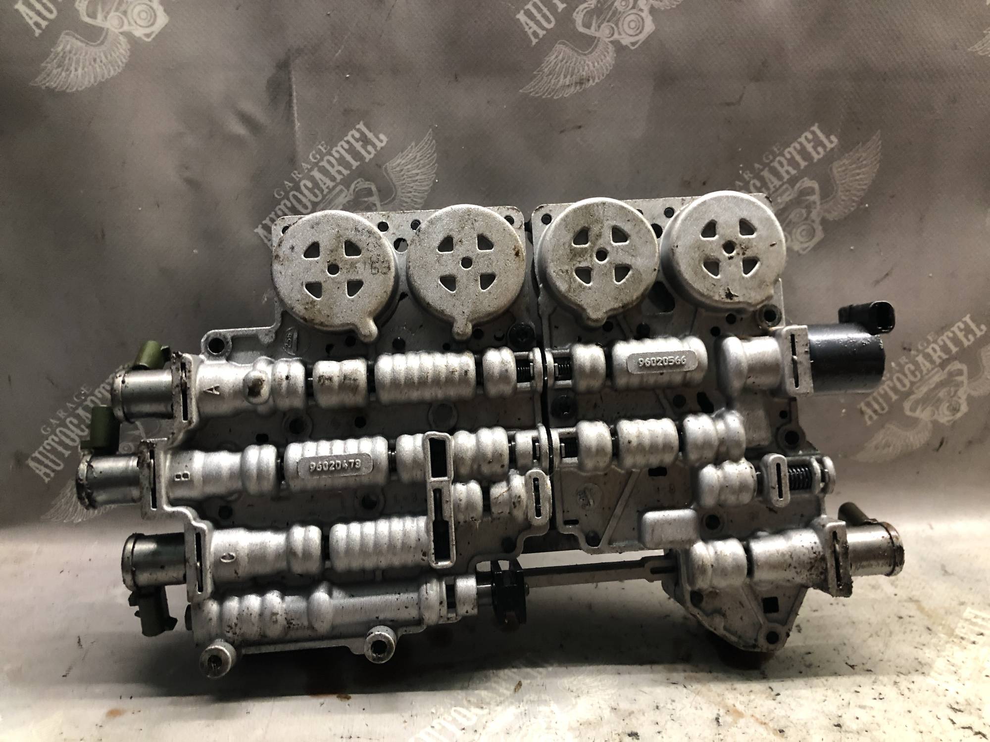 Мехатроніка електромагнітні клапани коробки GM P20 BMW X5 E53 M54B30 3.0