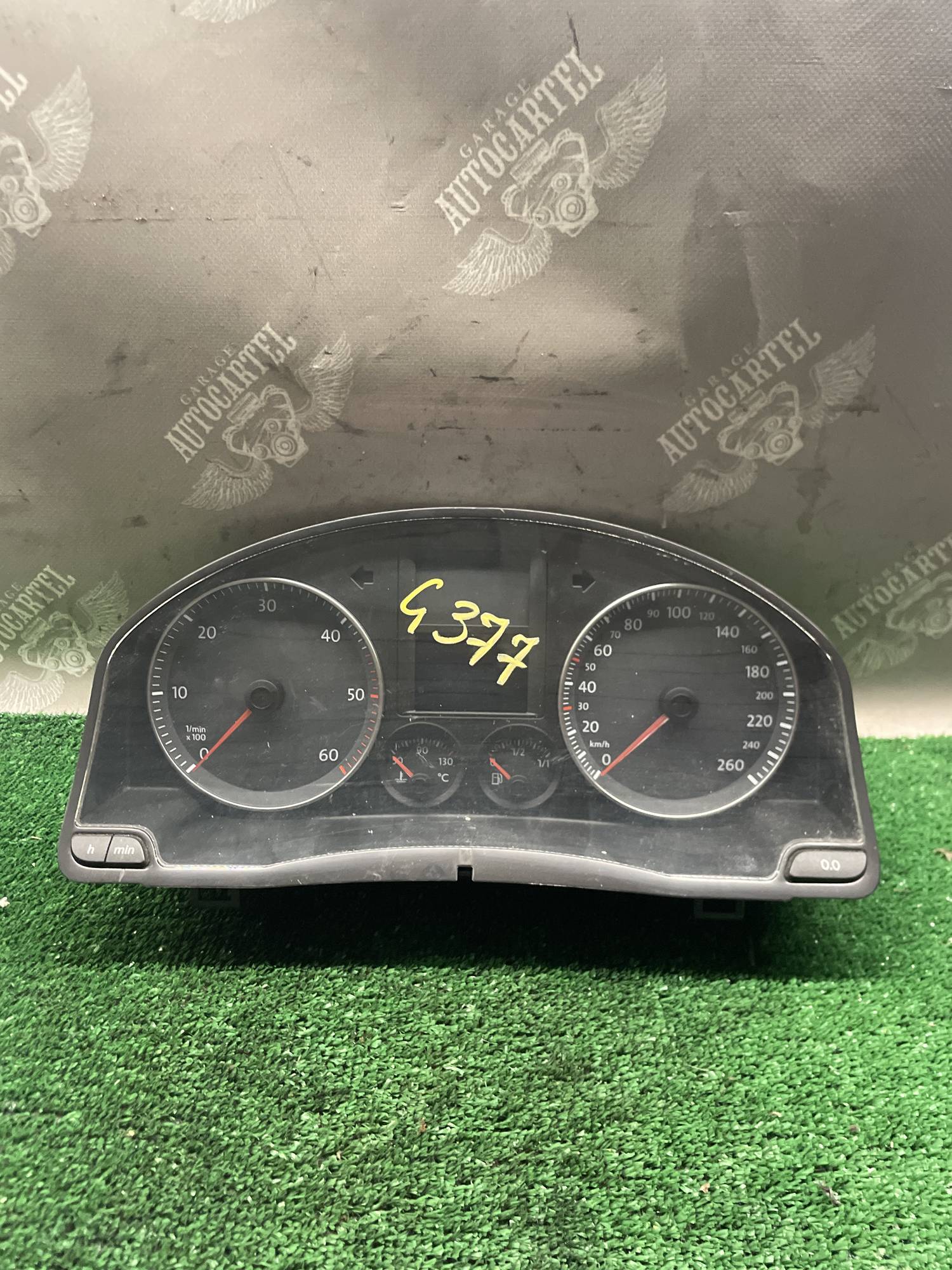 Панель приладів VW Golf V, Jetta V, Golf Plus 1k0920861mx