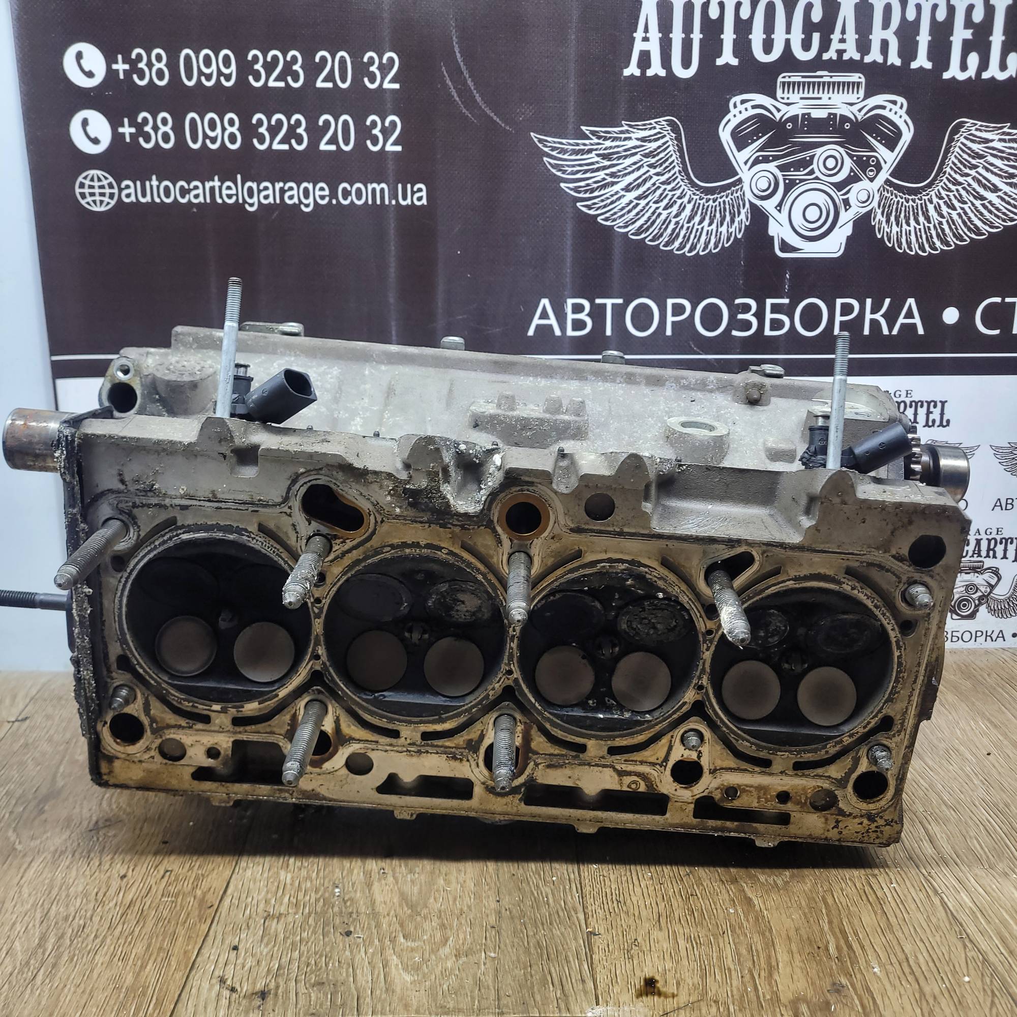Головка audi 2.0 fsi 06d103373al 06d285b axw