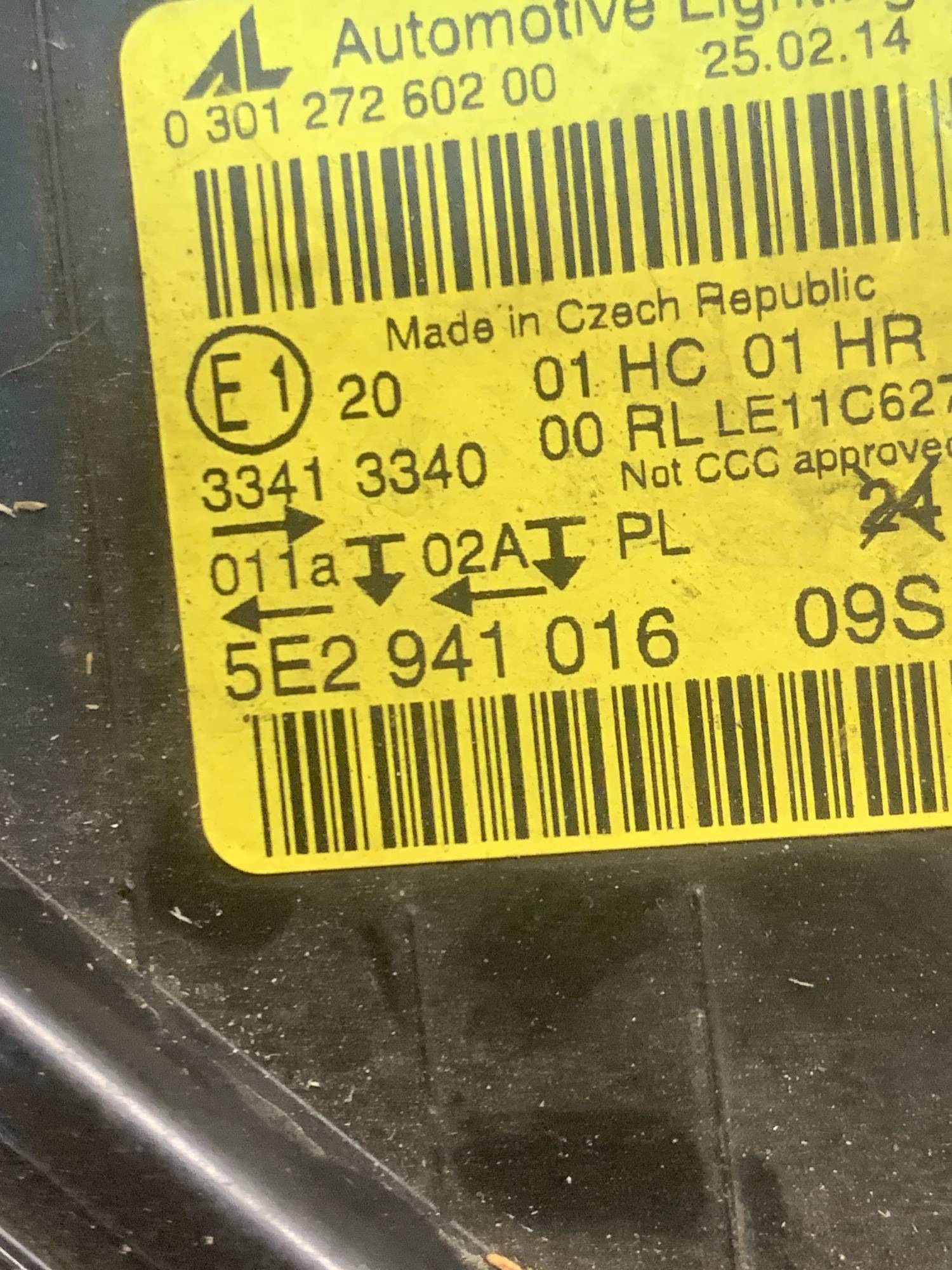 5E2941016 Фара передня права Skoda Octavia III, A7, 2013-2016дефкт корпуса