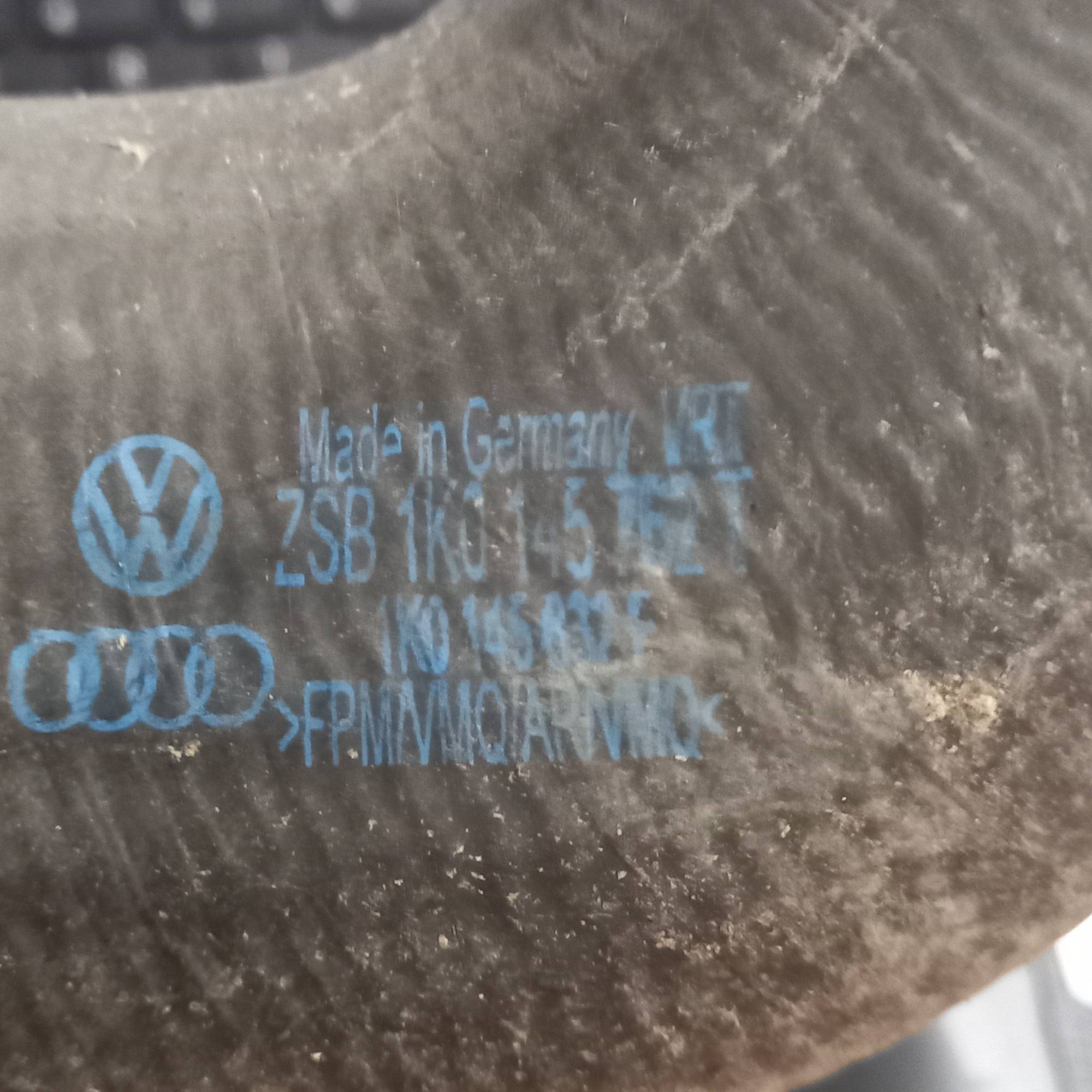 Патрубок інтеркулера для Volkswagen Golf V 1.4tsi 2004-2009 1k0145762t