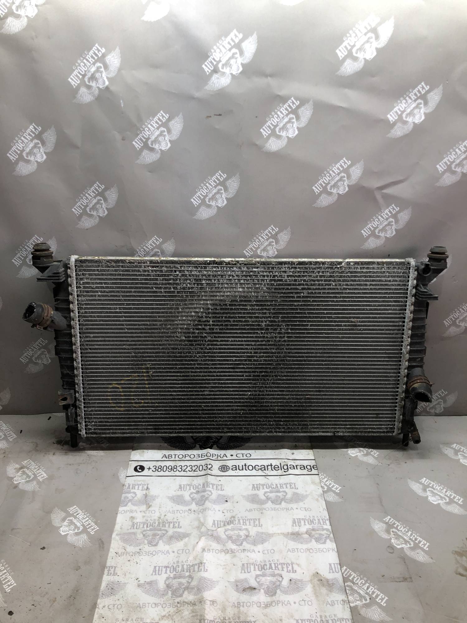 3M5H8005TL Радіатор охолодження двигуна Ford Focus 2 Volvo V50 MW20 2009