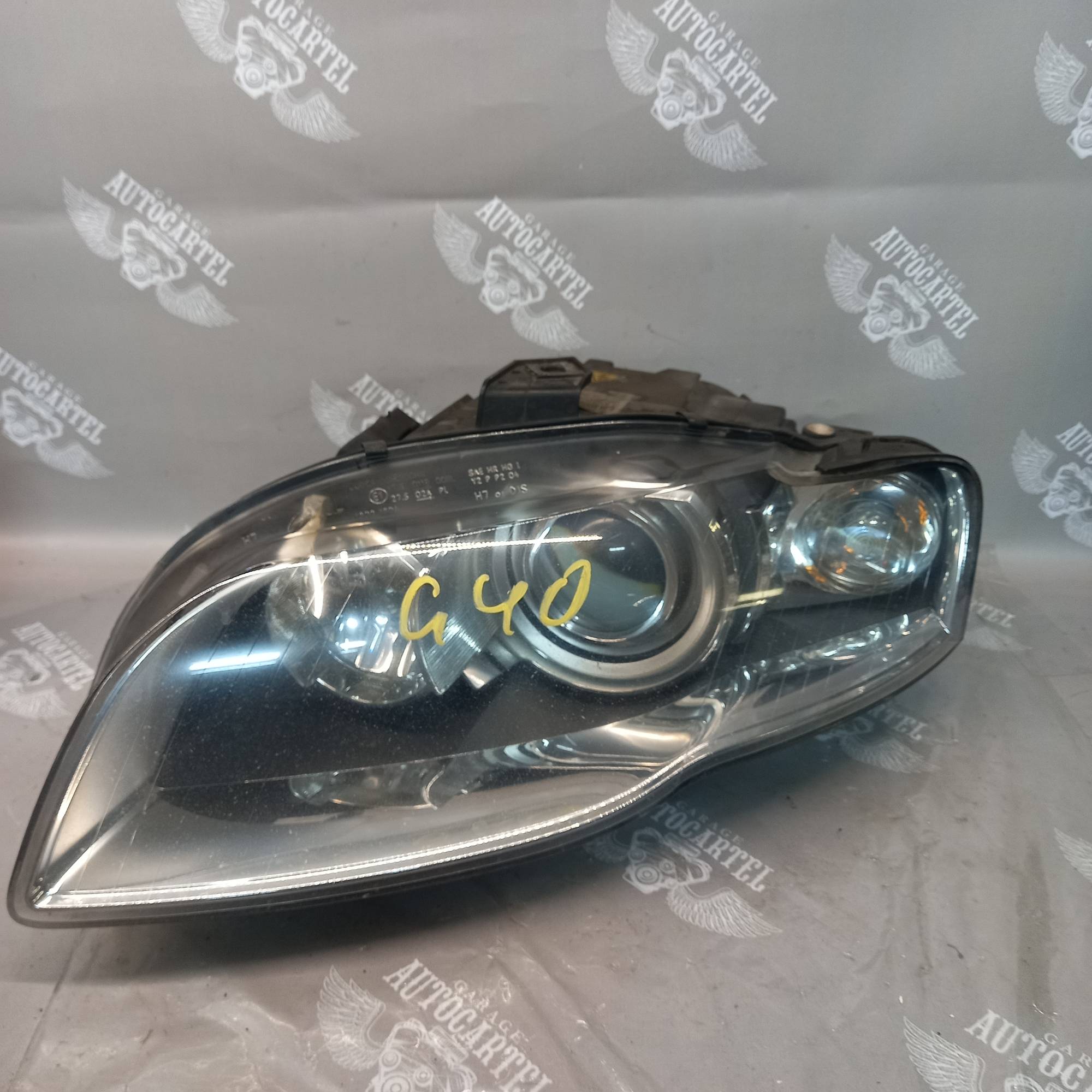 Фара ліва Audi A4 B7 bi-xenon 2004-2007 8e0941003bp