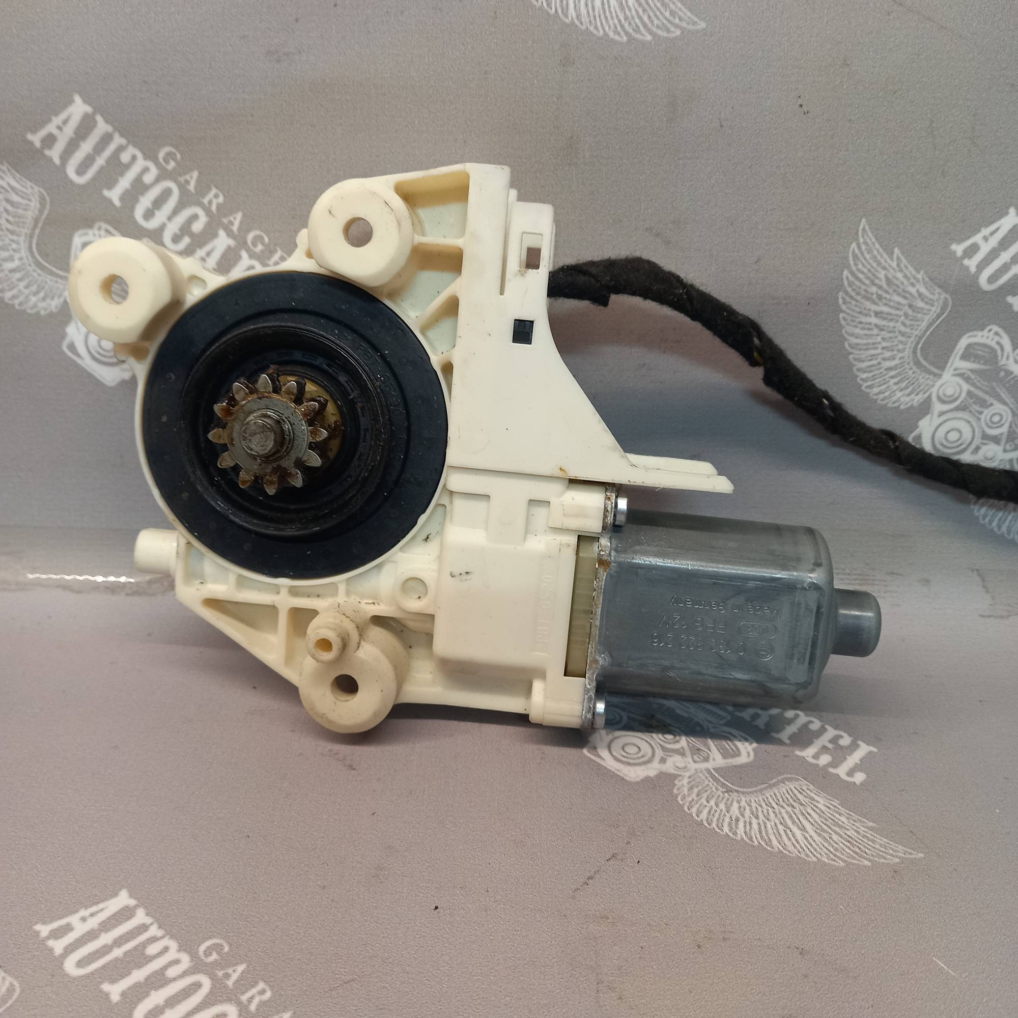 4m5t-14553 Моторчик склопідйомника правий передній Ford Focus 2 2005-2010