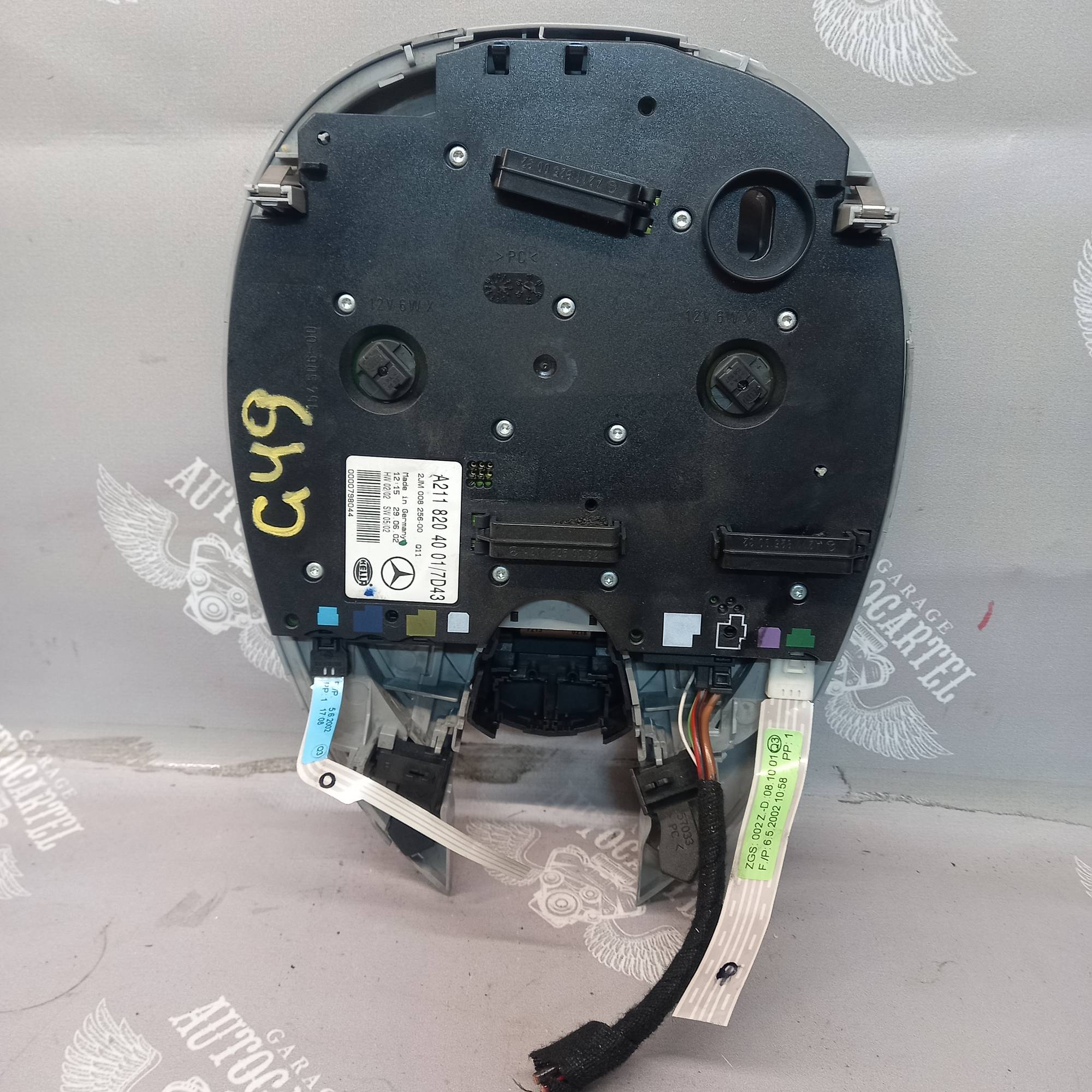 Плафон освітлення салону передній Mercedes w211,A2118204001