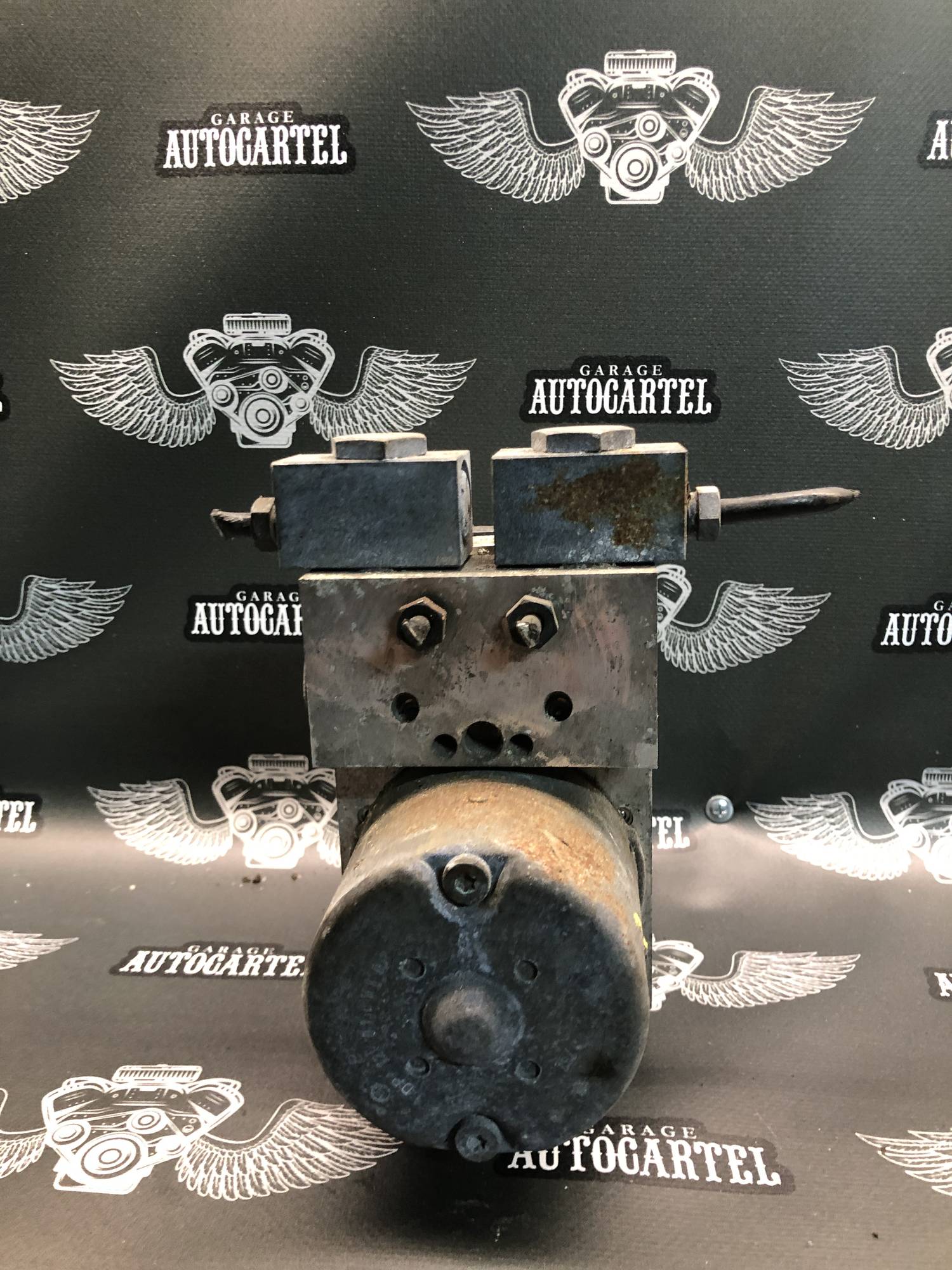 Блок ABS Насос ЕБУ АБС Audi A6 C5 VW Passat B5 8E0614111R 0265220444 0273004135 Блок ABS Насос ЕБУ АБС Audi A6 C5 VW Passat B5 8E0614111R 0265220444 0273004135