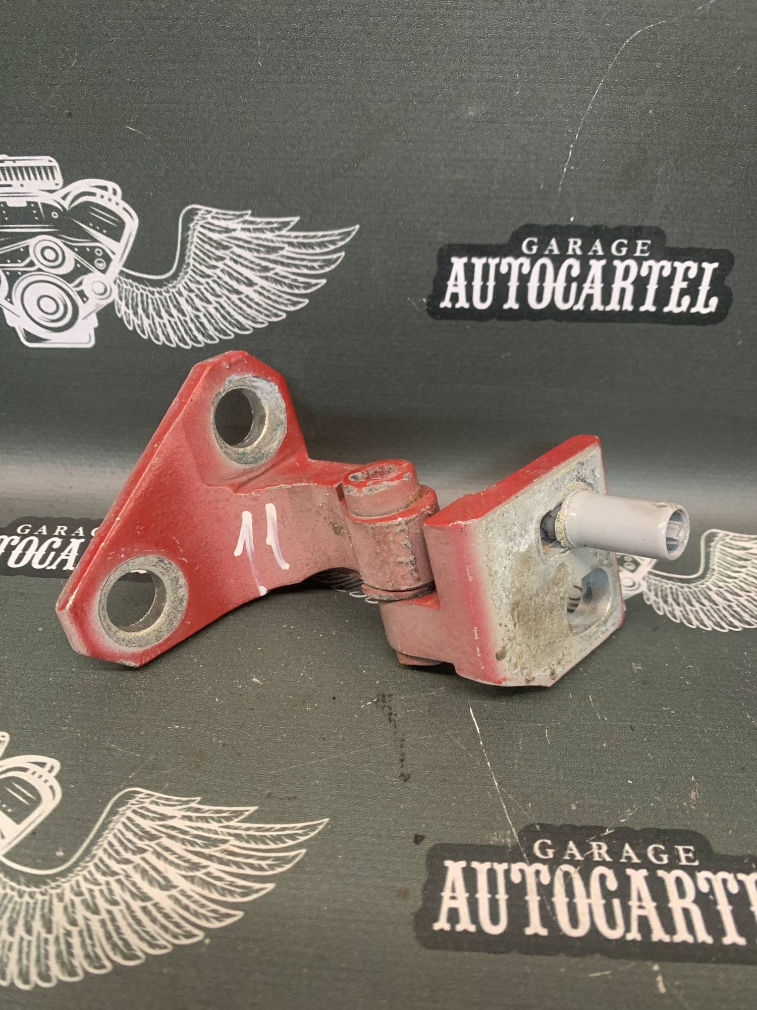 1k0831402j Петля дверей верхня передня права Volkswagen JETTA 5 2005-2010