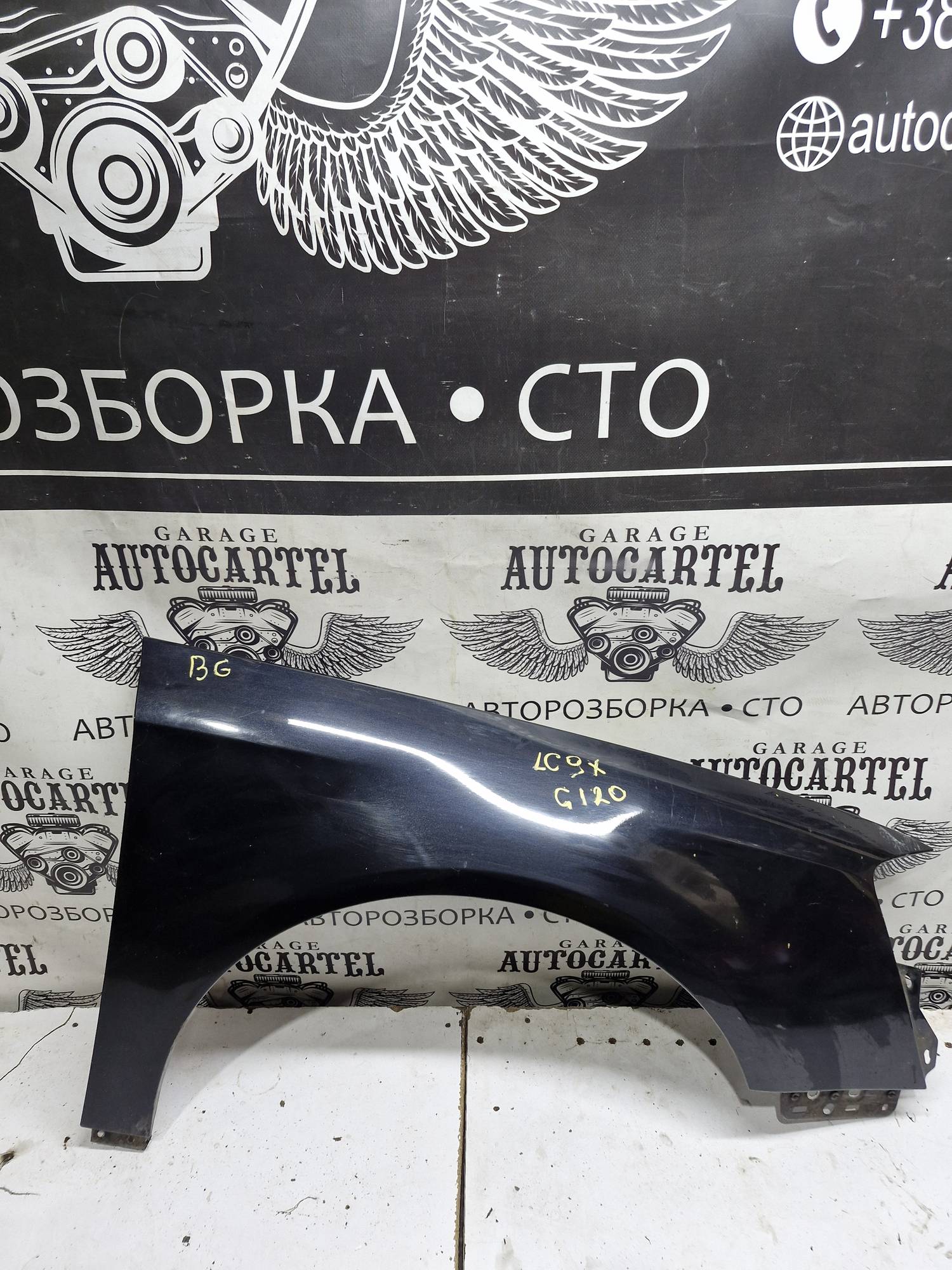 Крило переднє праве Volkswagen passat b6 lc9x 21610264