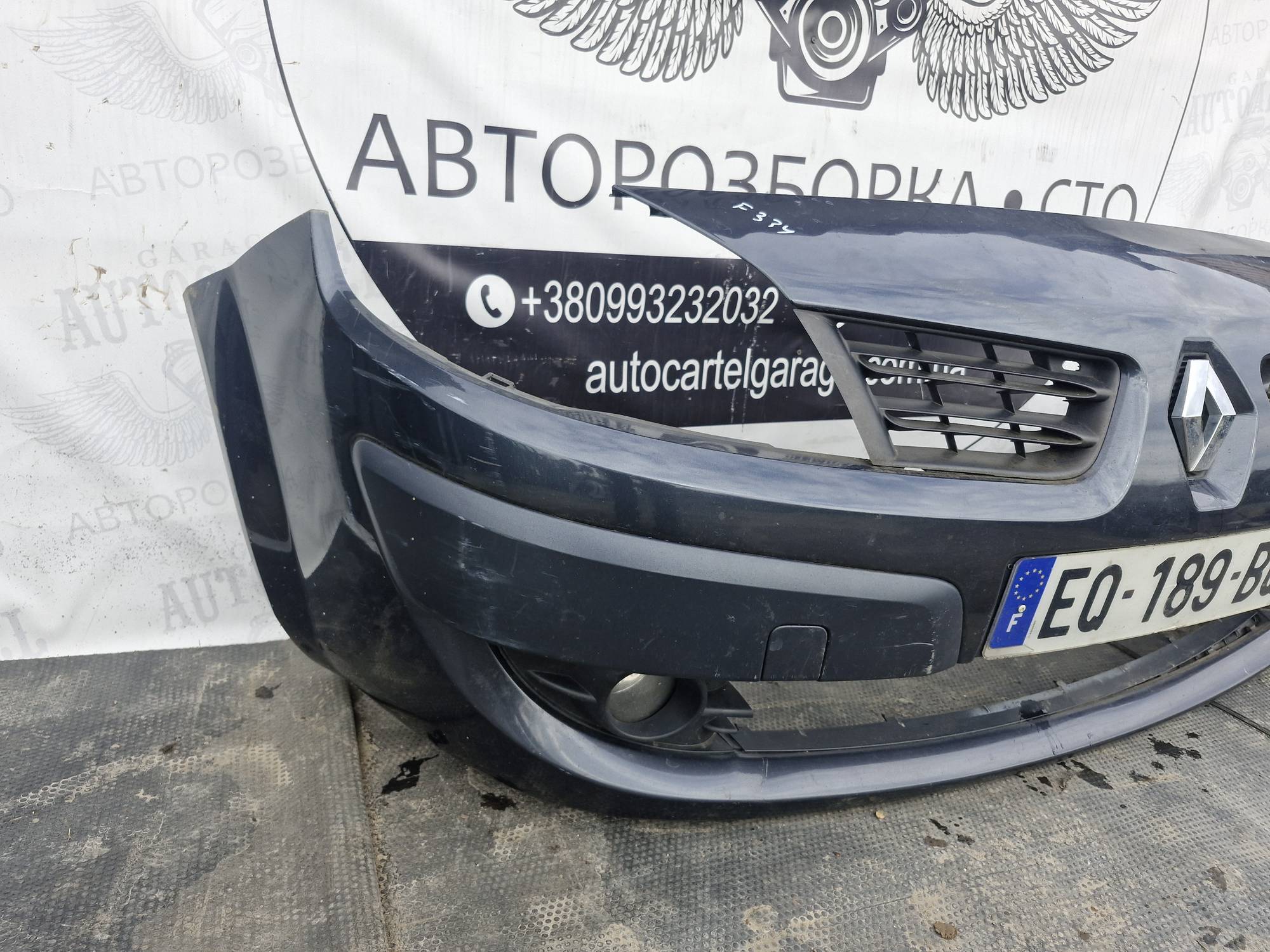 Бампер передній Renault Scenic 2 2003-2009 21685040