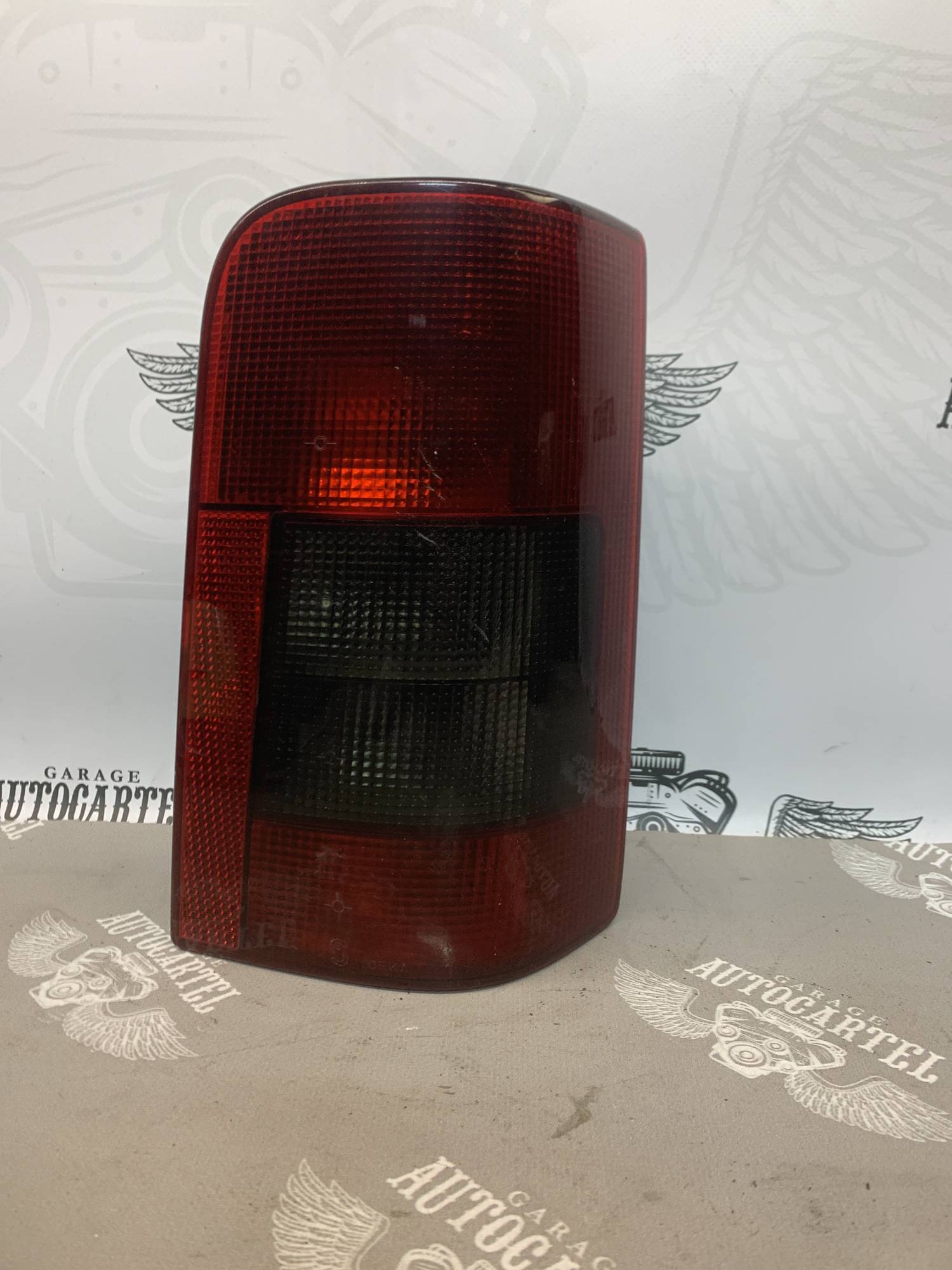 Ліхтар задній правий Citroen Berlingo / Peugeot Partner 9625292180