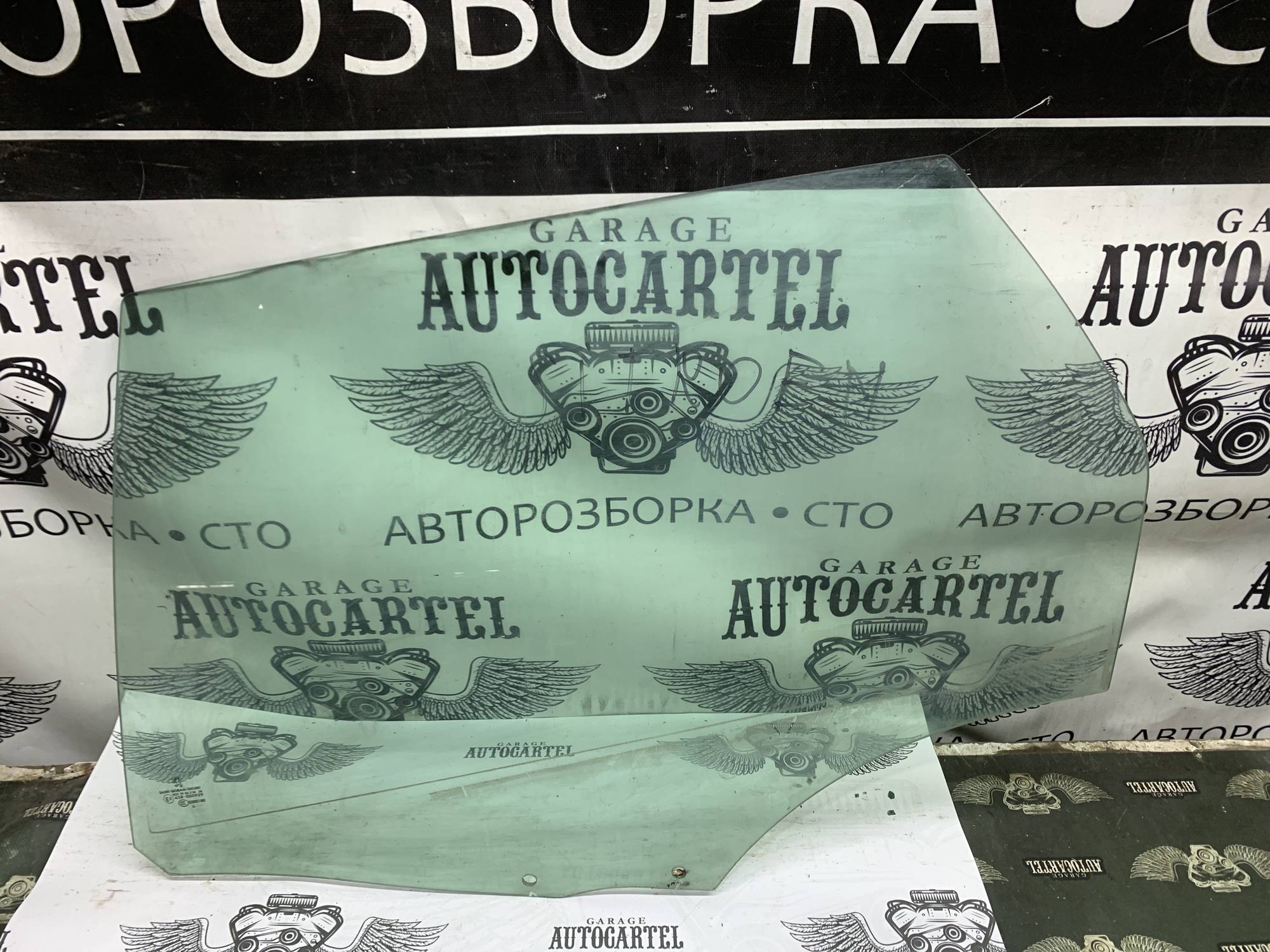 Скло дверей заднє ліве Citroen C4 Picasso 43r-000929, 21808166