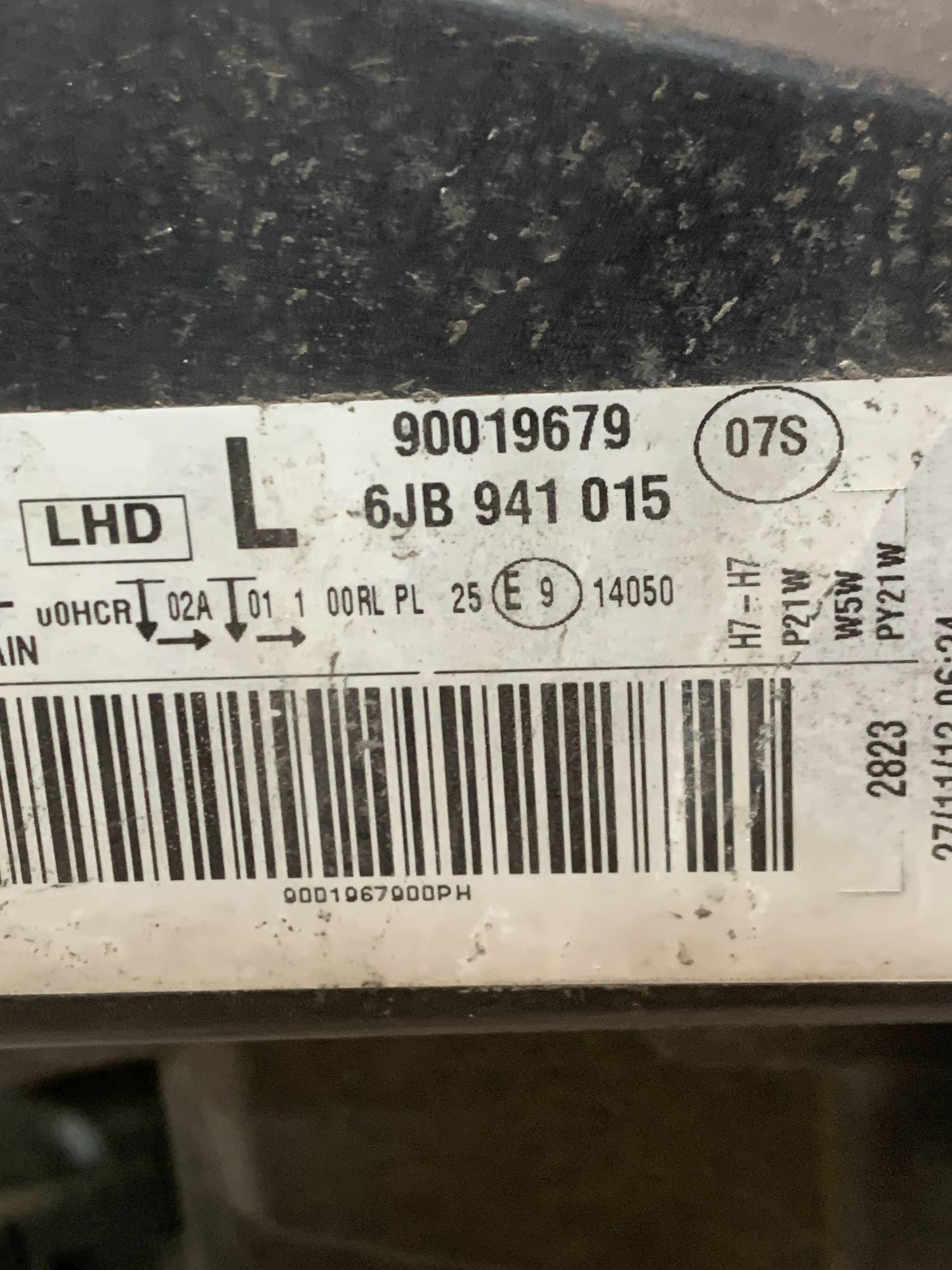 Фара ліва передня галоген Seat Toledo 4 6jb941015