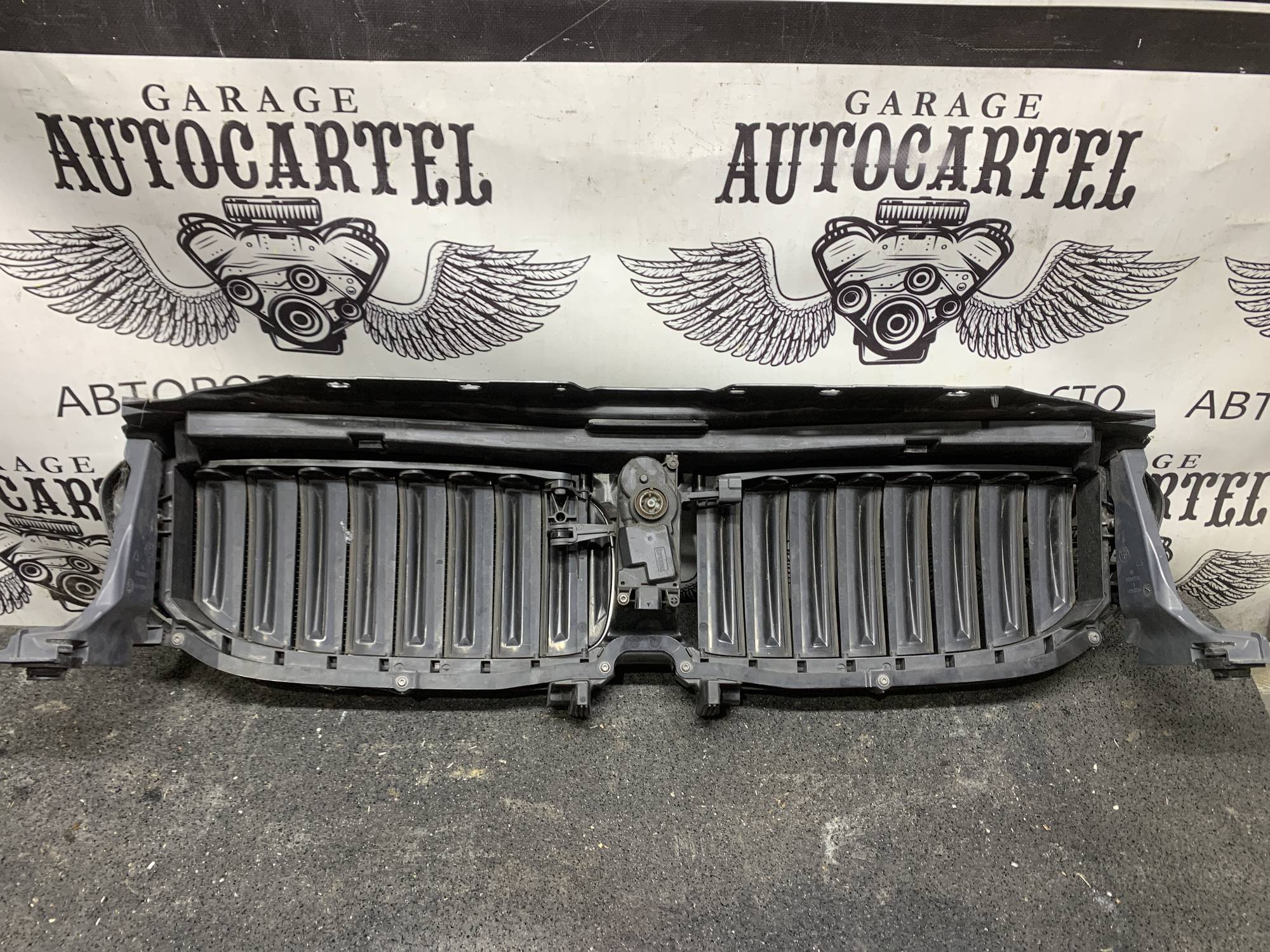 Решітка радіатора BMW G30 G31 187156-10