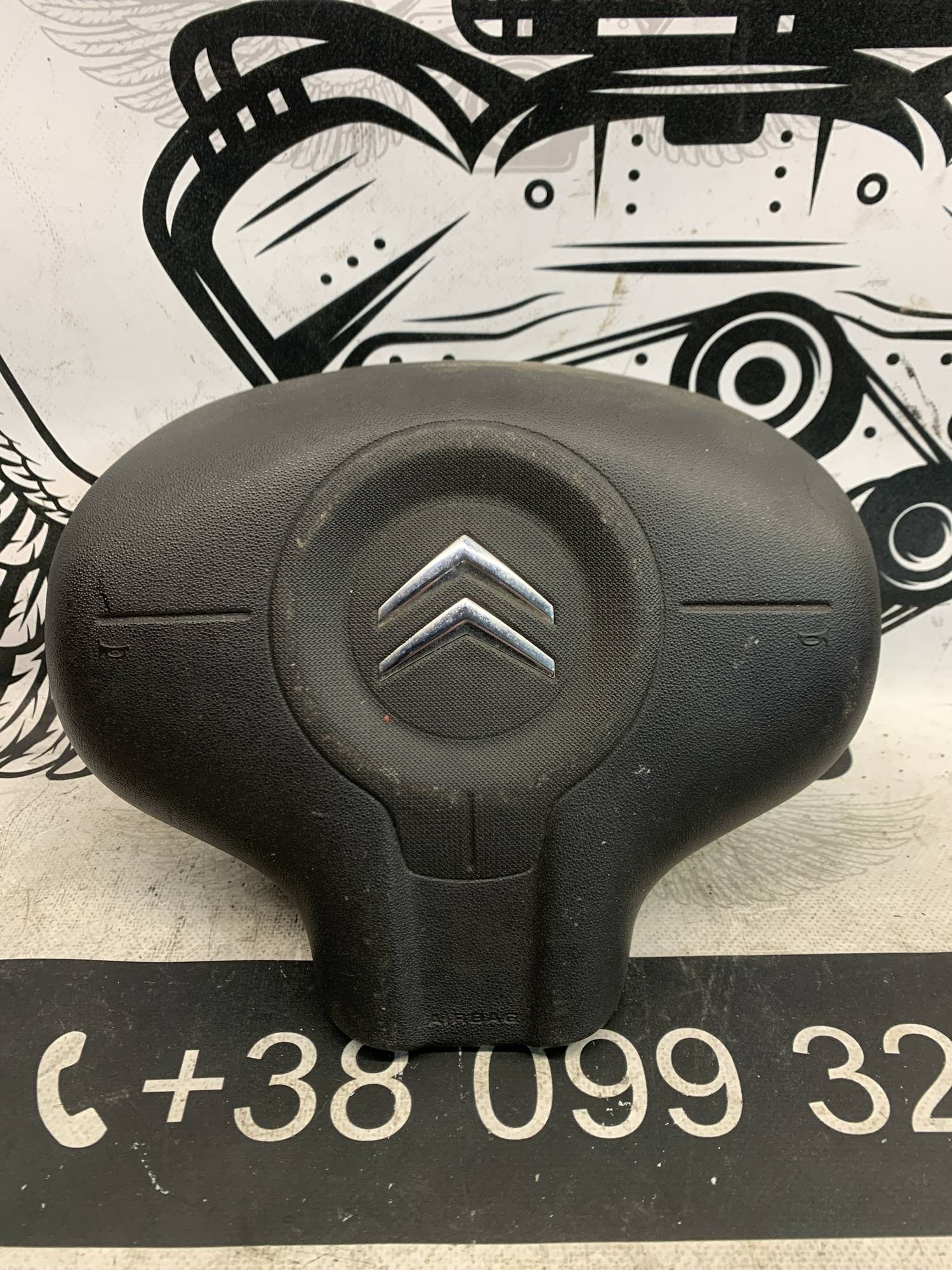 Подушка безпеки водійська (AirBag) Citroen C3 Picasso 96830365zd