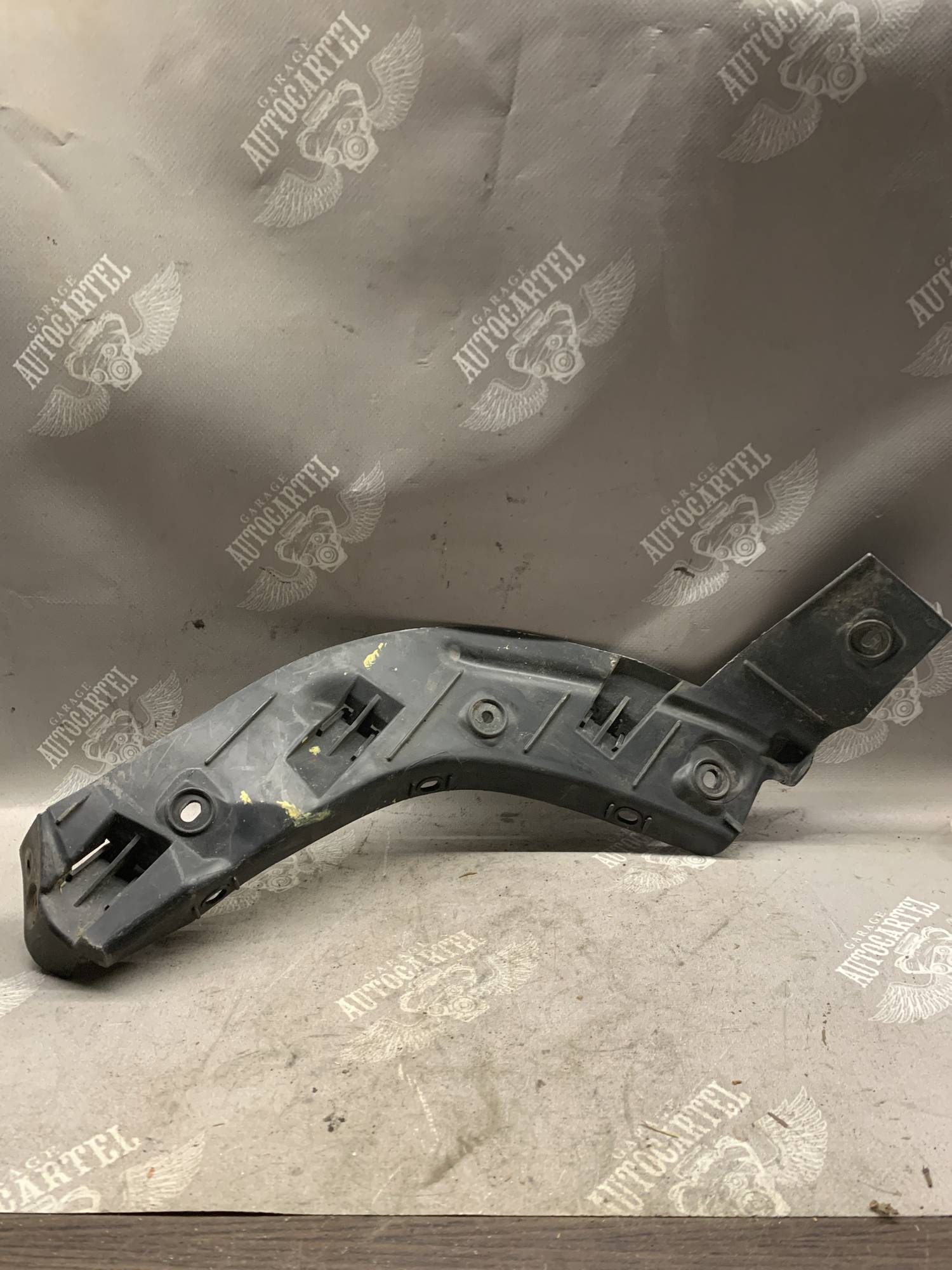 Кріплення бампера заднє ліве Seat Altea 2004-2015 5p0807375a