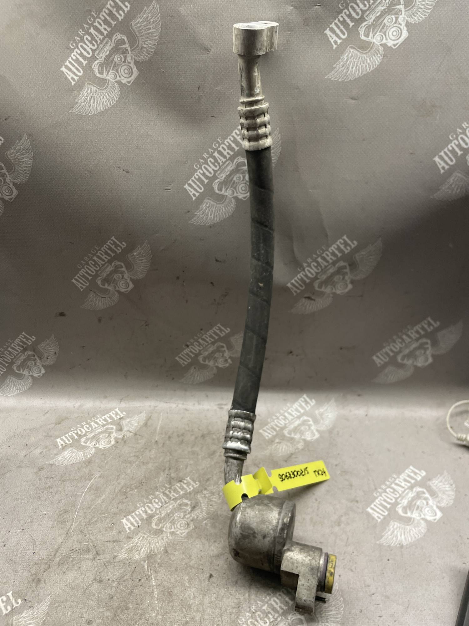 Трубка кондиціонера Volkswagen Crafter Mercedes W906 2.2 cdi 9068300215