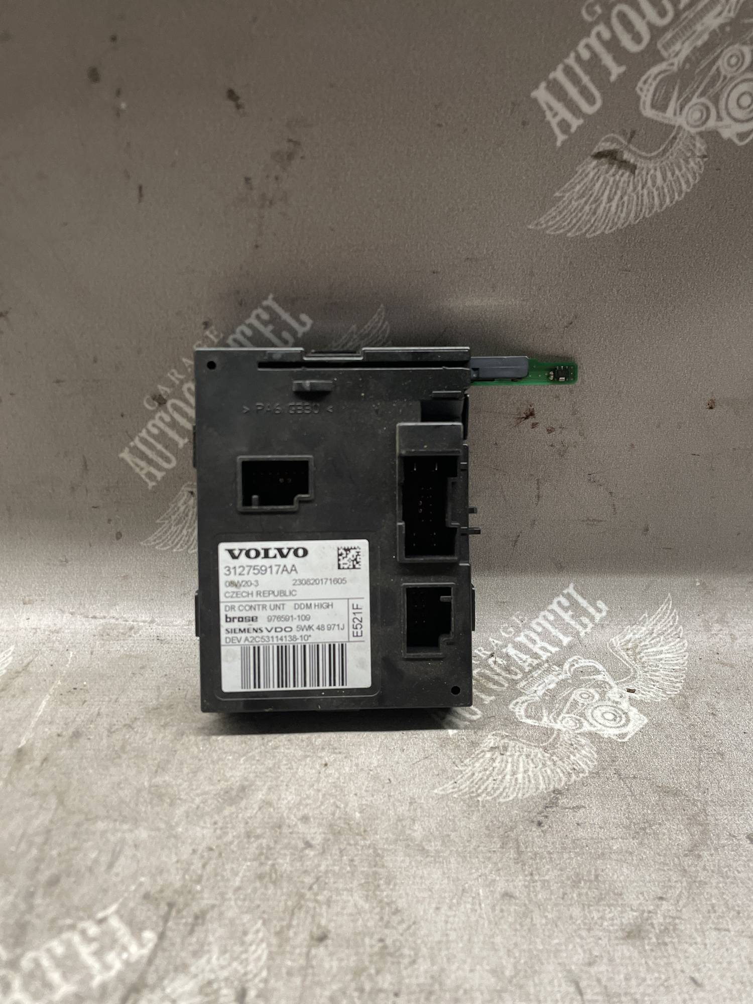 Блок керування дверей передньої правої VOLVO S40 c30 31275917aa