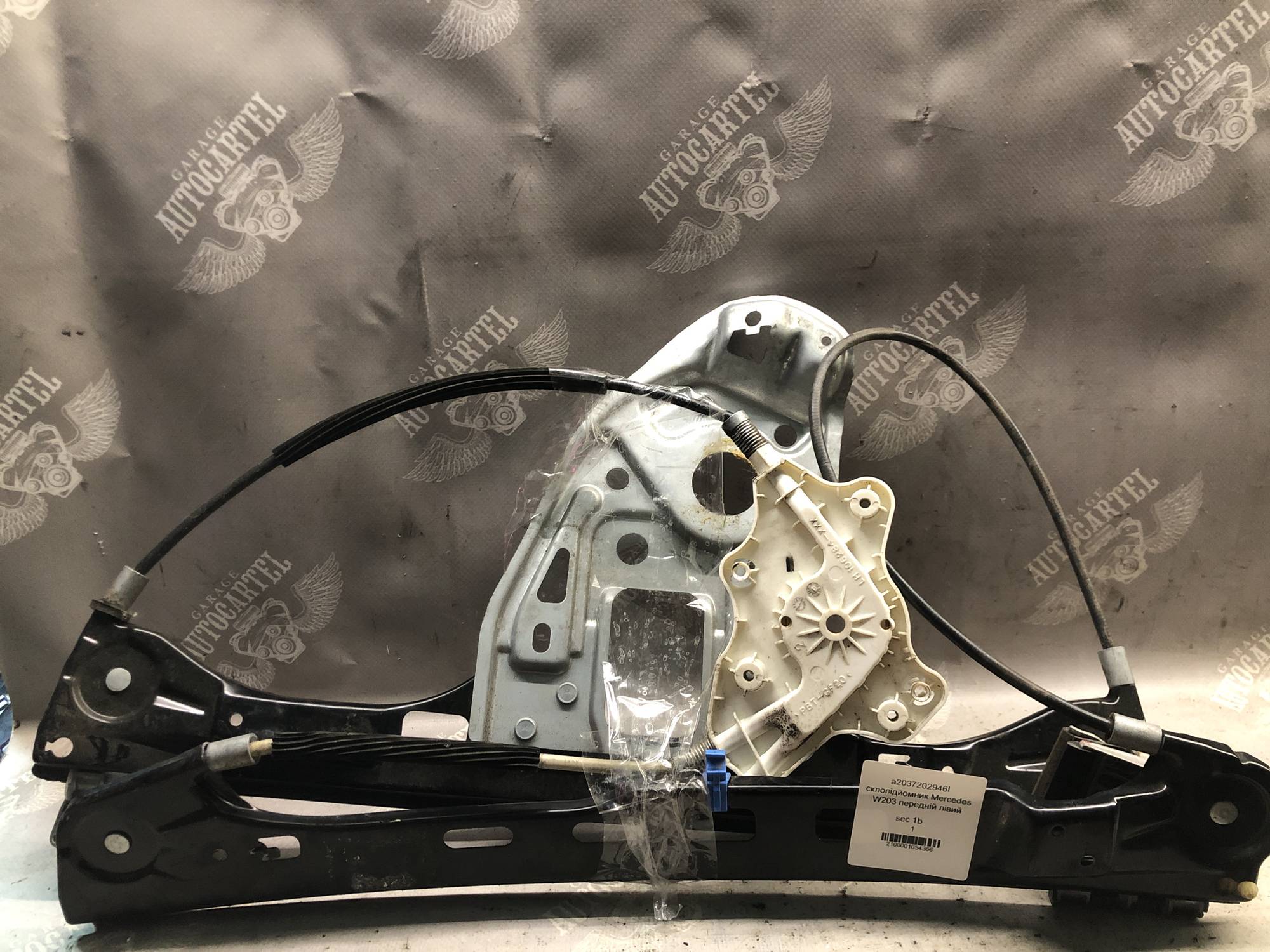 a2037202946l склопідйомник Mercedes W203 передній лівий