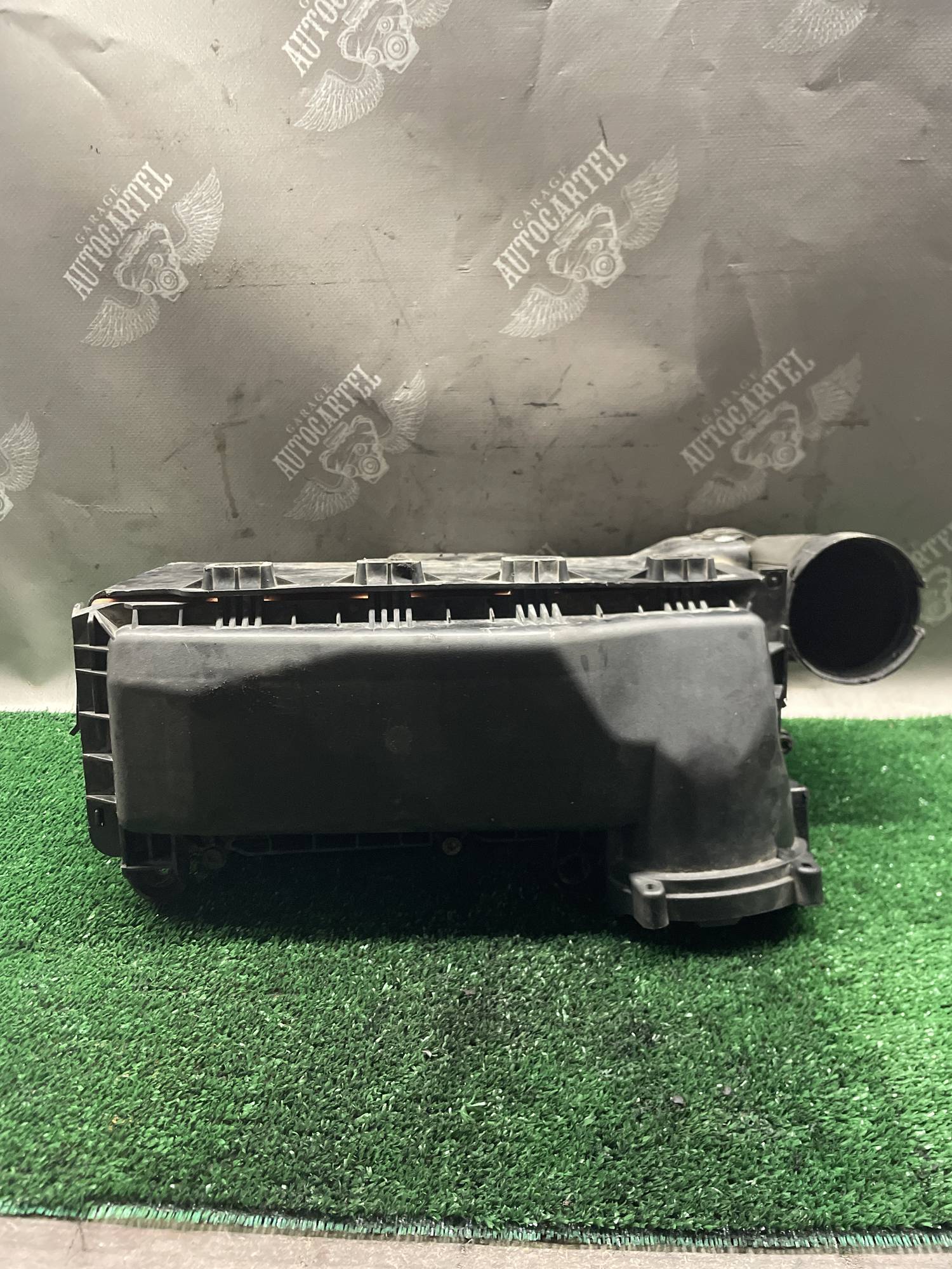 Корпус повітряного фільтра Citroen C4 Berlingo Peugeot 307 1.6 HDI 9663365980a
