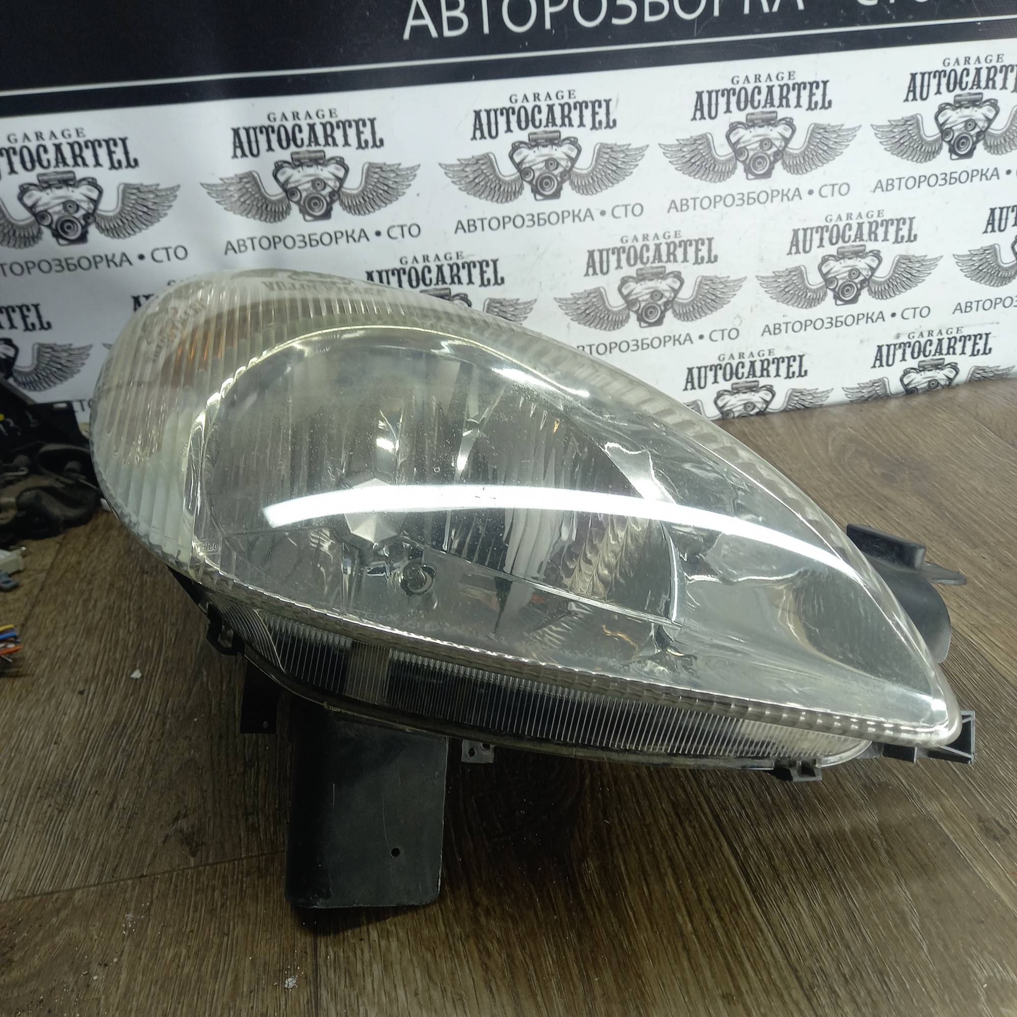 Фара права передня Citroen Xsara Picasso ,1999-2004 , 9631494980 , 89300200