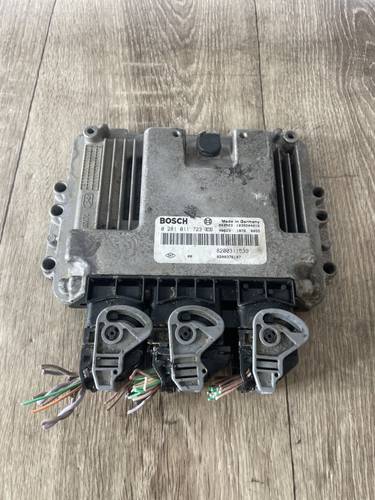Блок управління двигуном Renault Laguna 2 2001 – 2005 2.2 DCI 0281011723