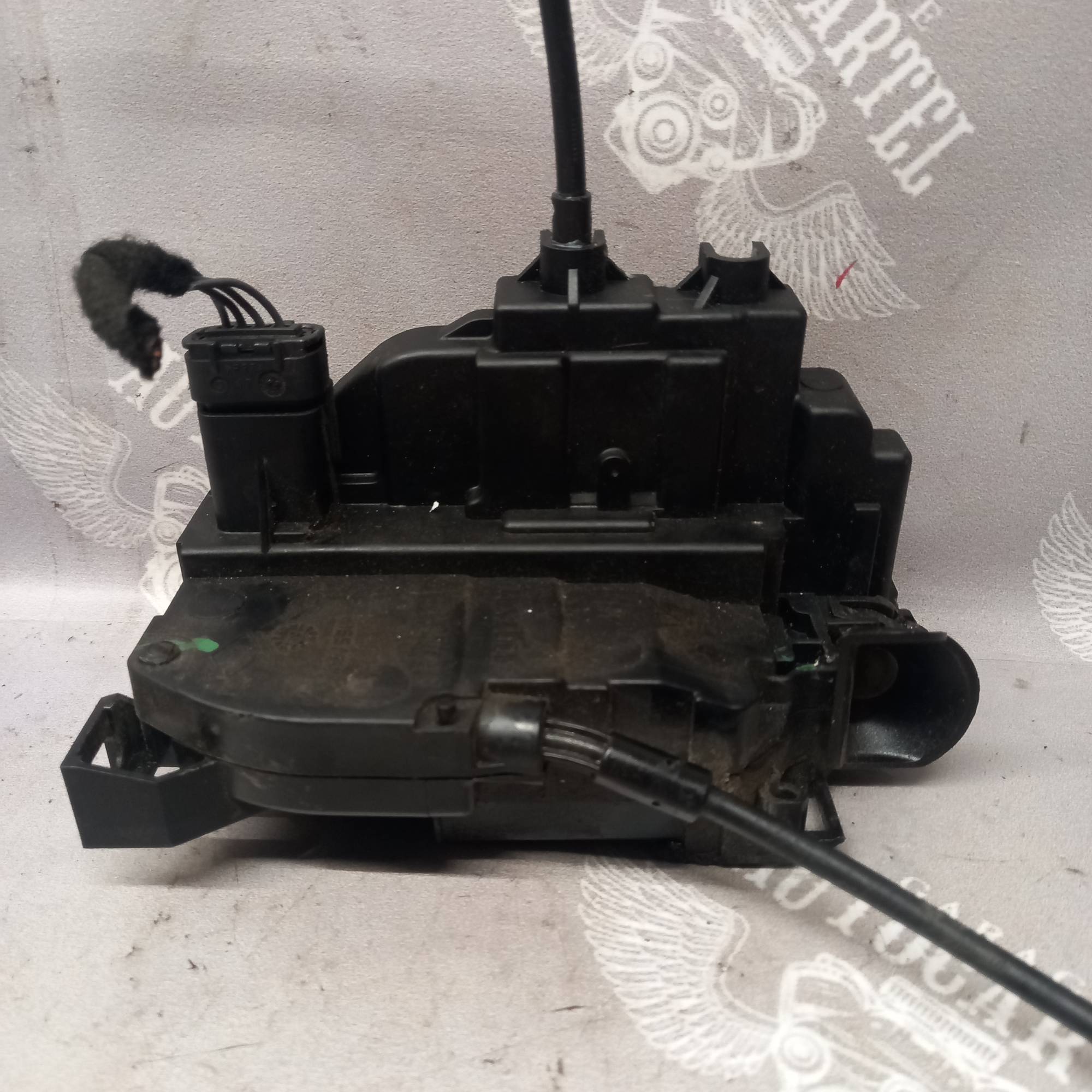 Замок двері передньої правої електричний 4 піна Renault Scenic III 09-16 805030006r