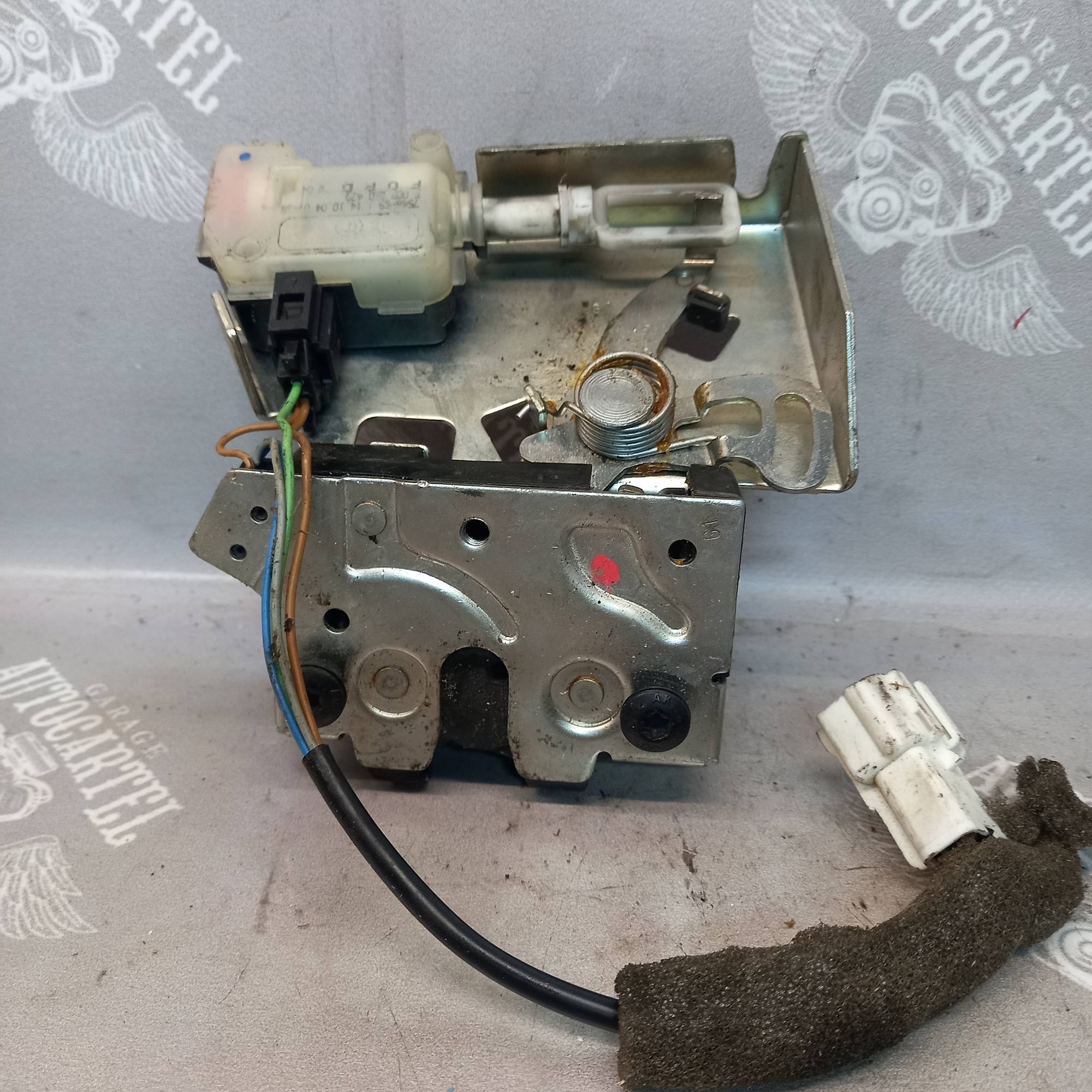 Замок кришки багажника Ford Mondeo унів. mk3 3s71a43102ab