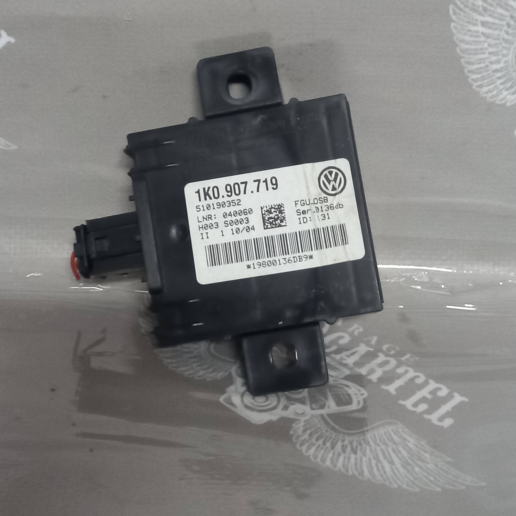 Блок керування протиугінною системою VW Caddy III 1k0907719