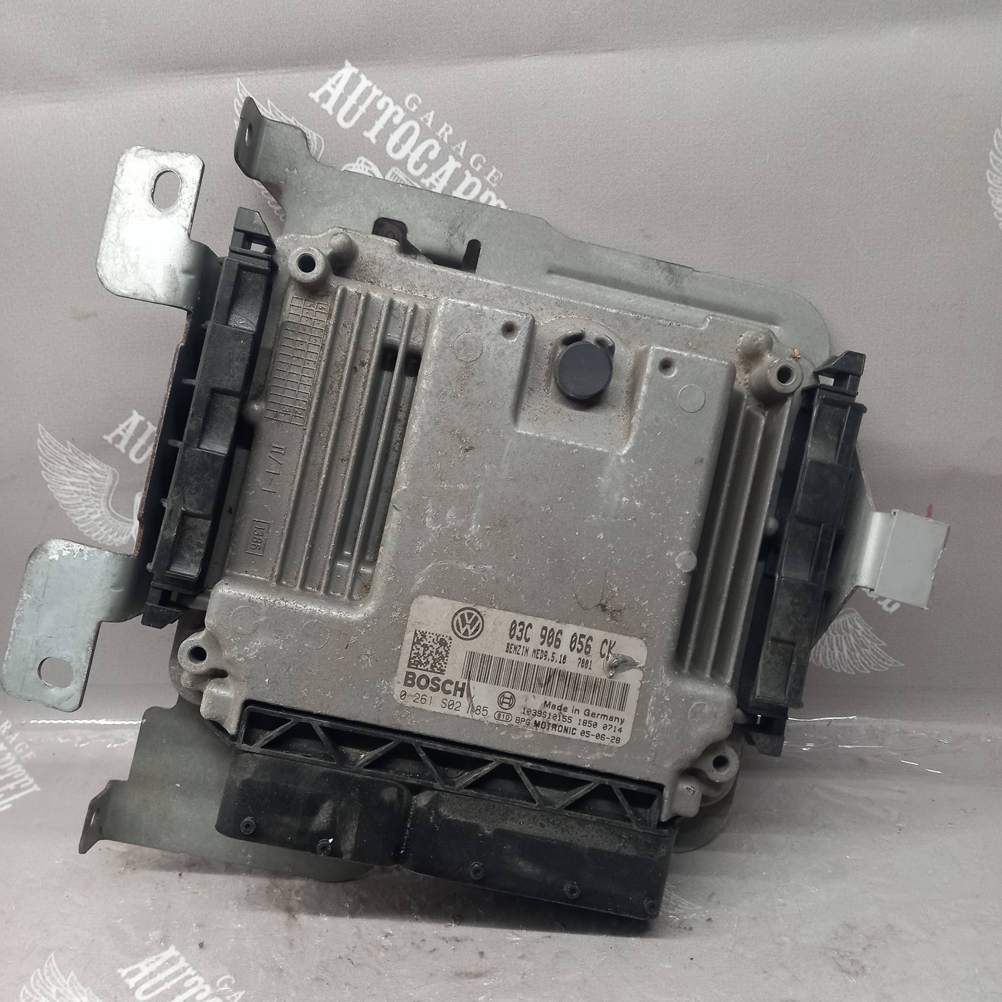 Блок керування двигуном VW Golf 5 1.6 16V FSI 2003-2008 03c906056ck