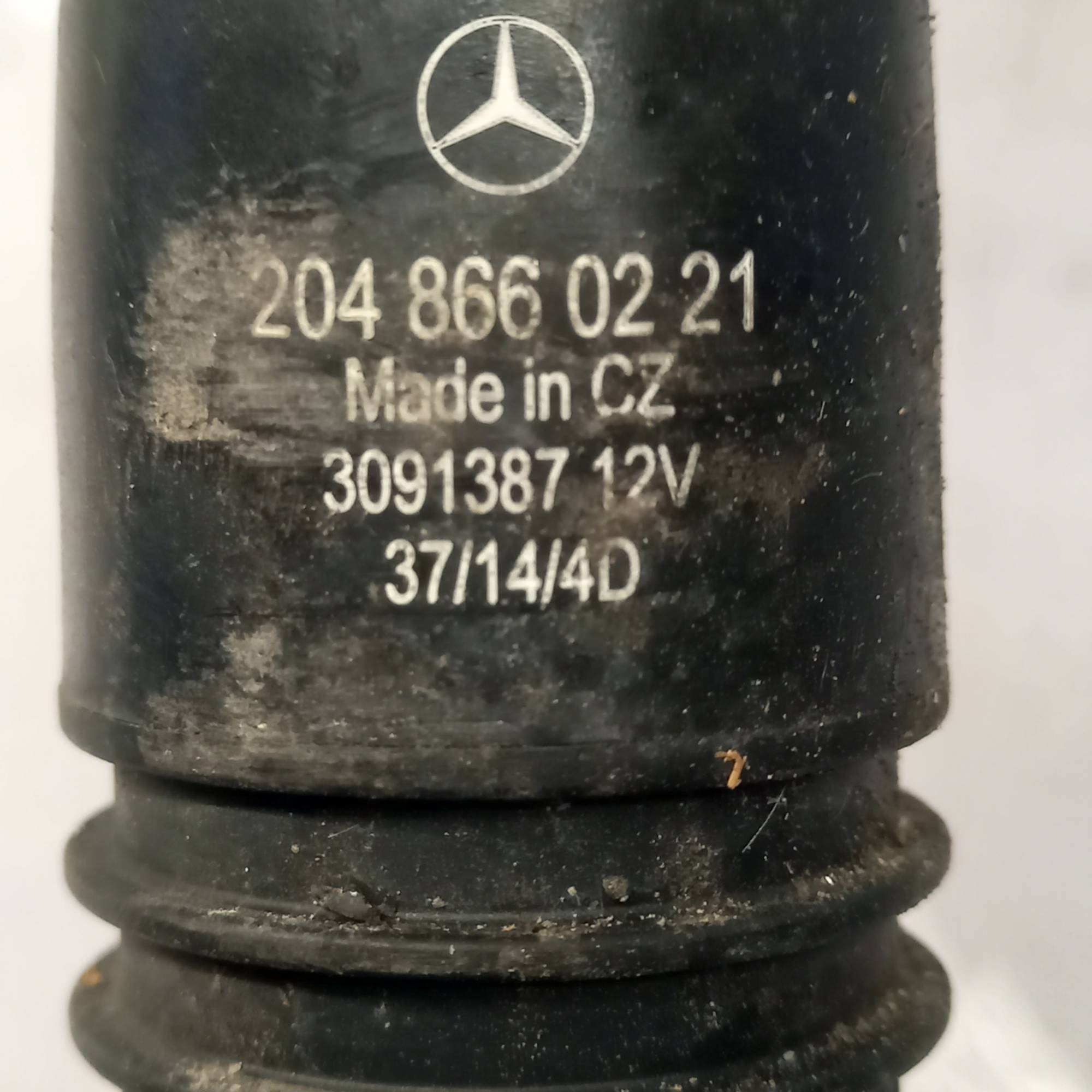 2048660221 моторчик, насос омивача Mercedes C W204 2007—2014