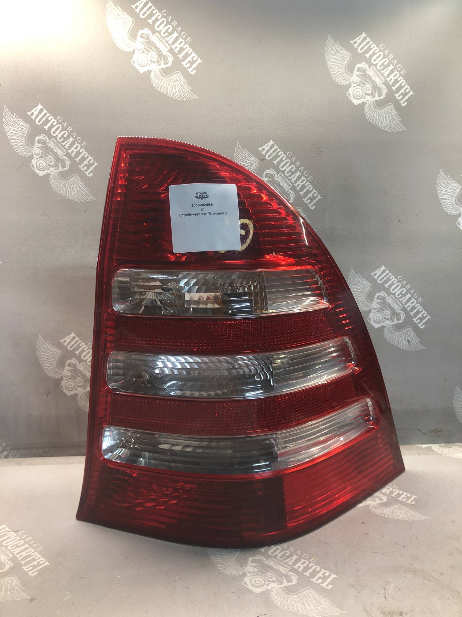 2038202464r Ліхтар задній правий Mercedes універсал C W203 2000-2007