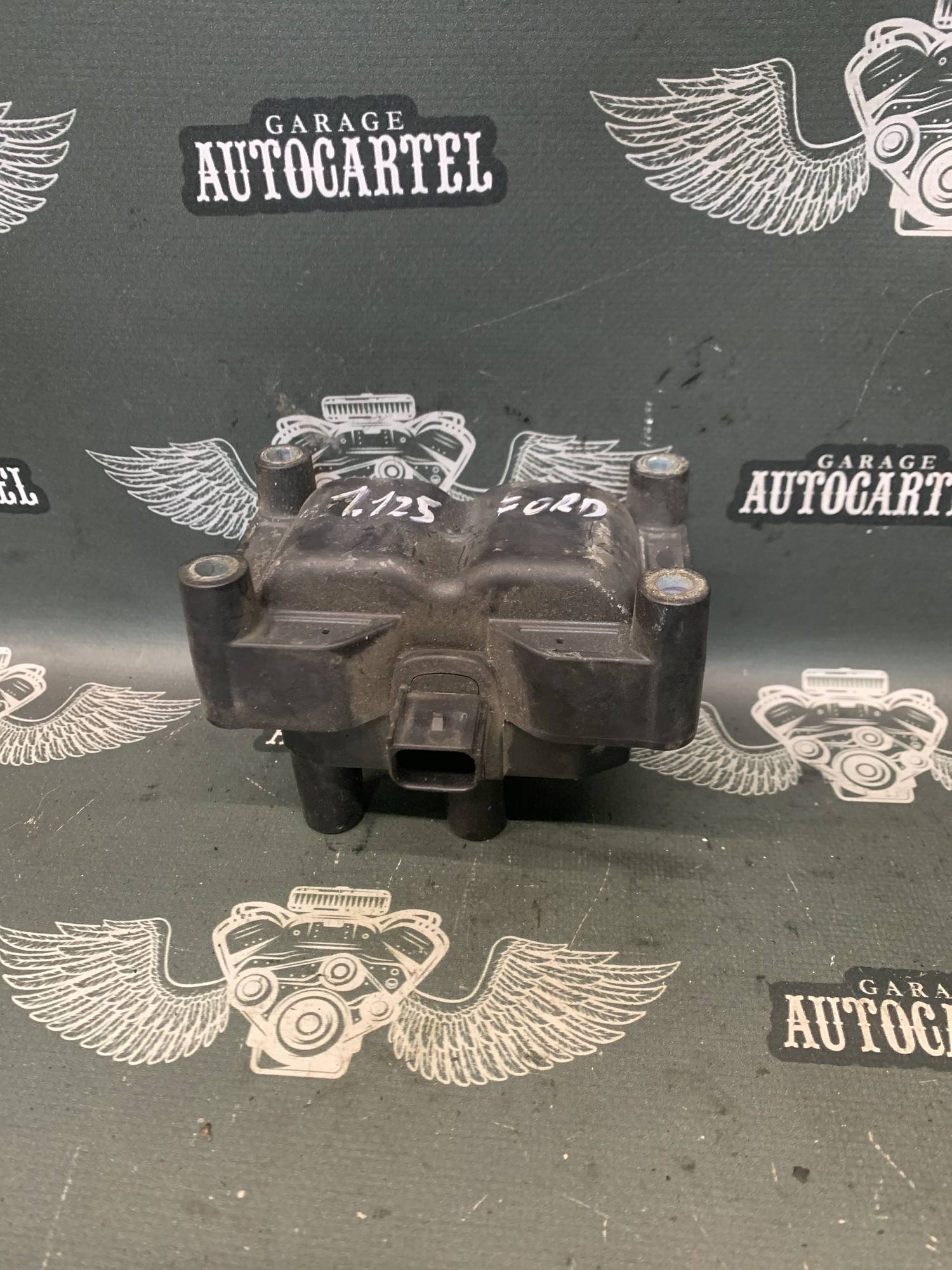 Котушка запалювання Ford B-max C-max Fiesta Focus Mondeo IV Mazda 2 Volve C30 S40 V50 1.4L 1.6 4m5g-12029-zb