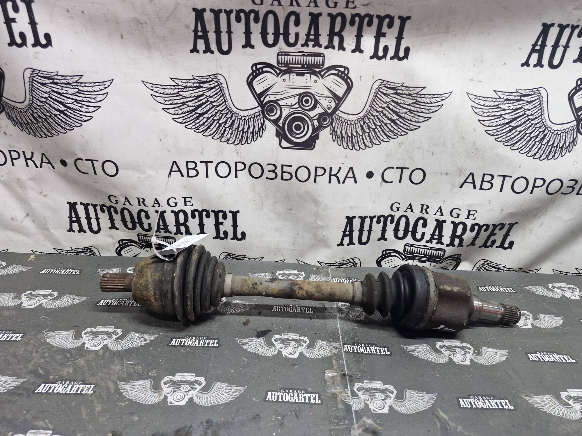 Пів вісь ліва FORD C-MAX 1.8 21701405