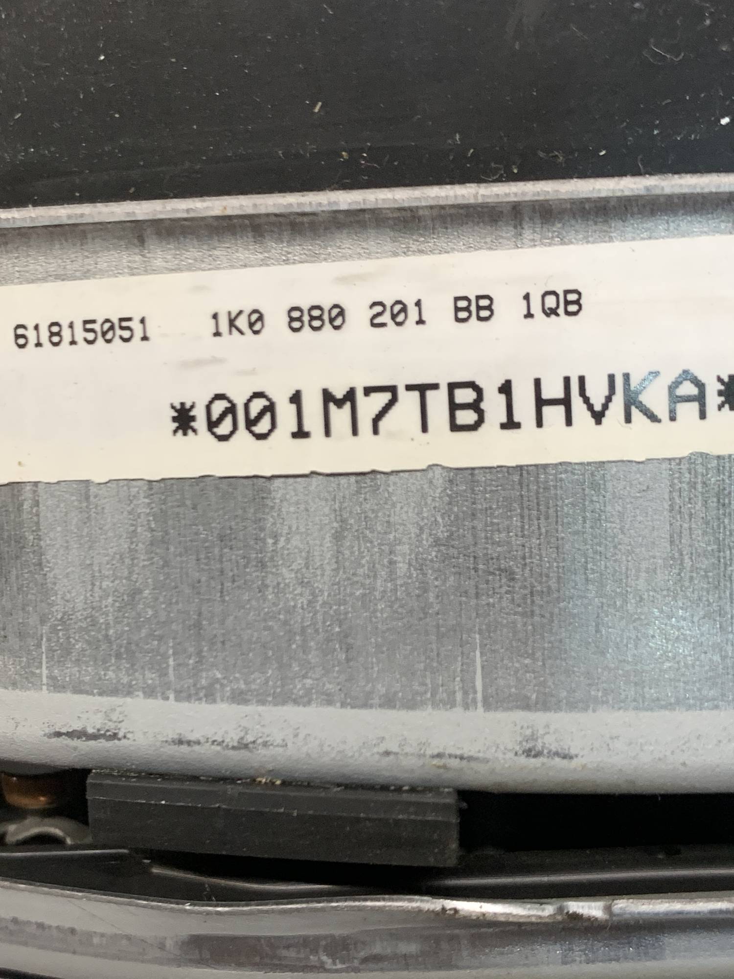 Подушка безпеки водія (керма) AIRBAG Volkswagen Jetta GOLF V 1k0880201bb