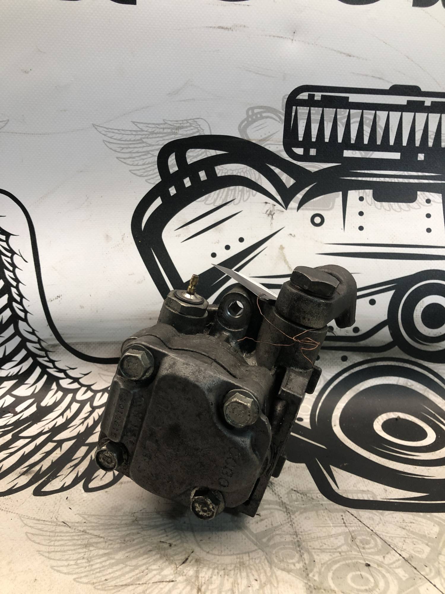 CC3032650E Насос гідропідсилювача керма (ГУР) Mazda 5 2.0di 2005-2010 CC3032650E