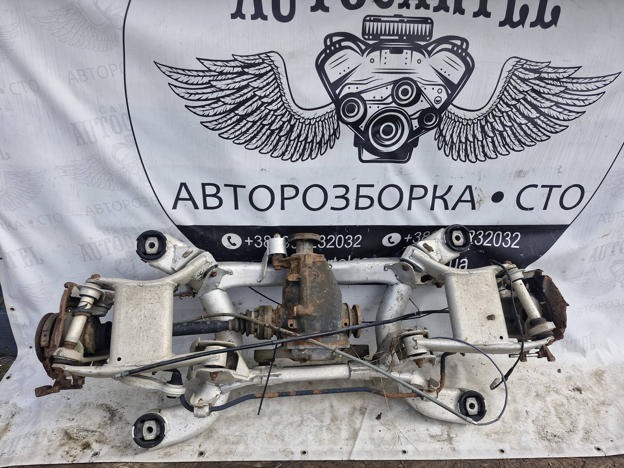 Балка задня Bmw 5 E60, E61 2003-2009 21843808