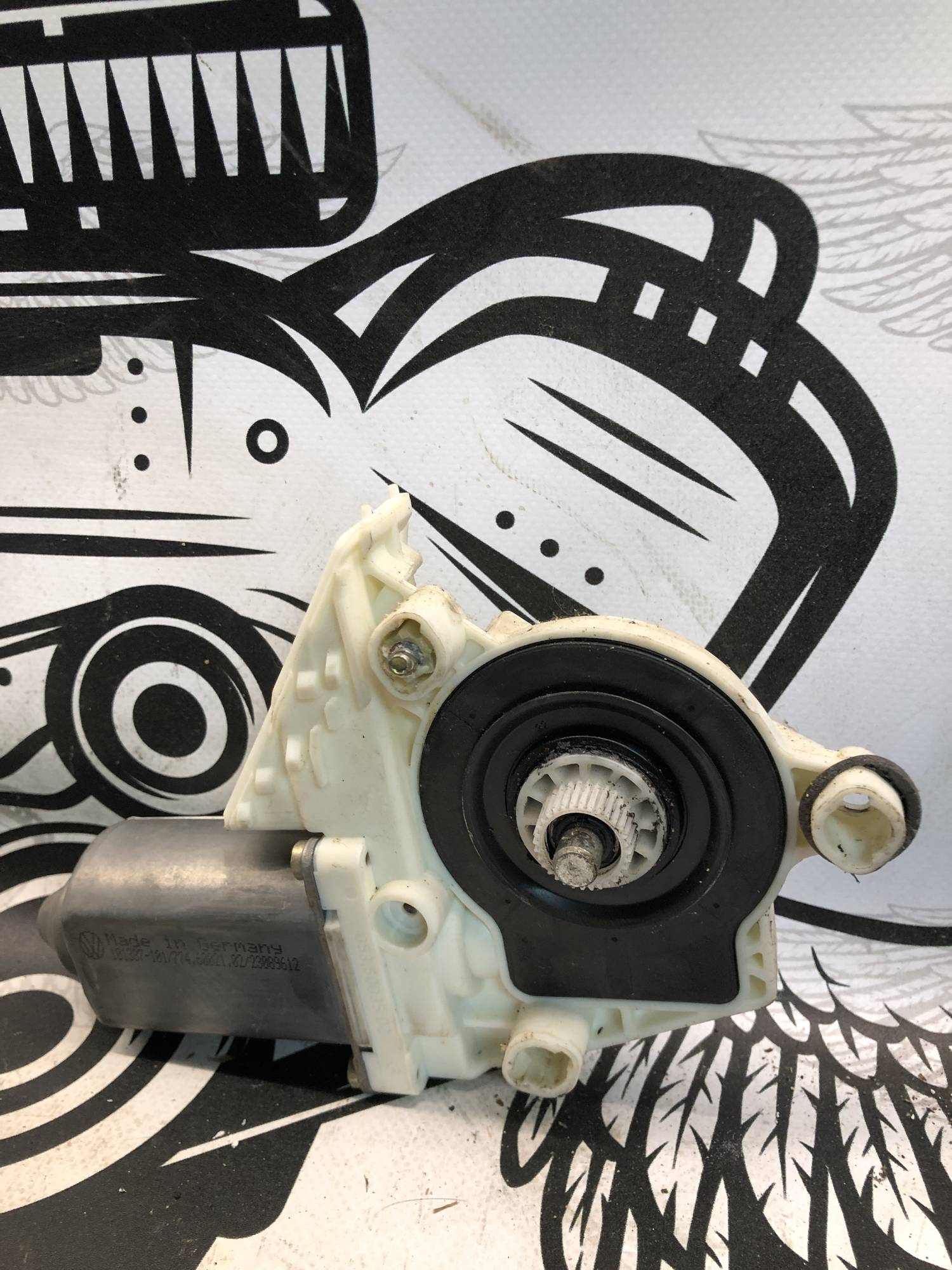 9776101432203 двигун скла лівий передній seat leon 1j0959801f