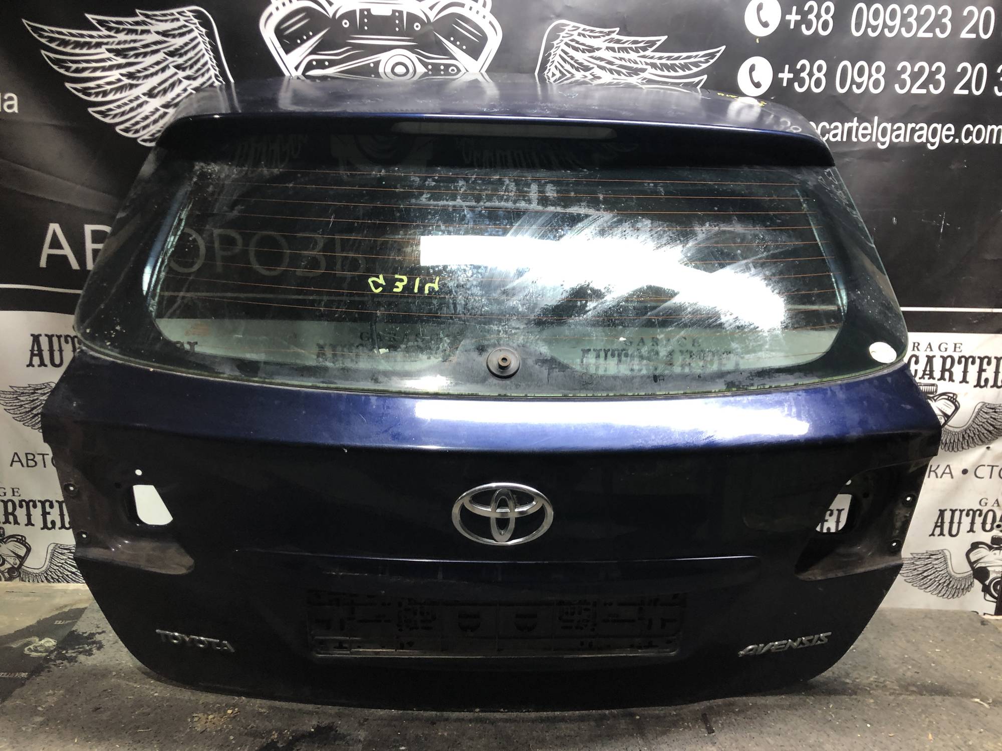 Задня ляда кришка багажника Toyota Avensis T27 21940866