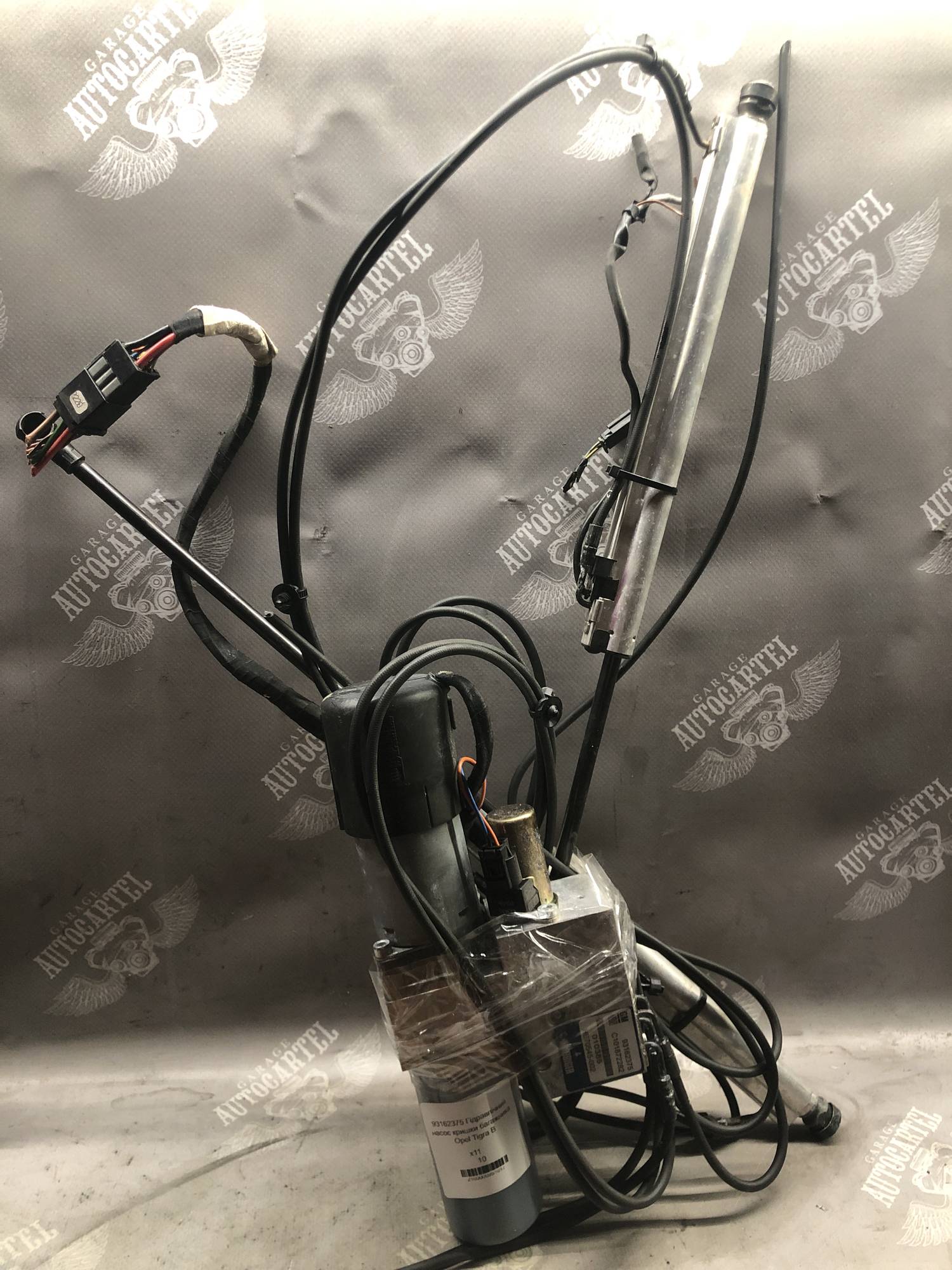 93162375 Гідравлічний насос кришки багажника Opel Tigra B