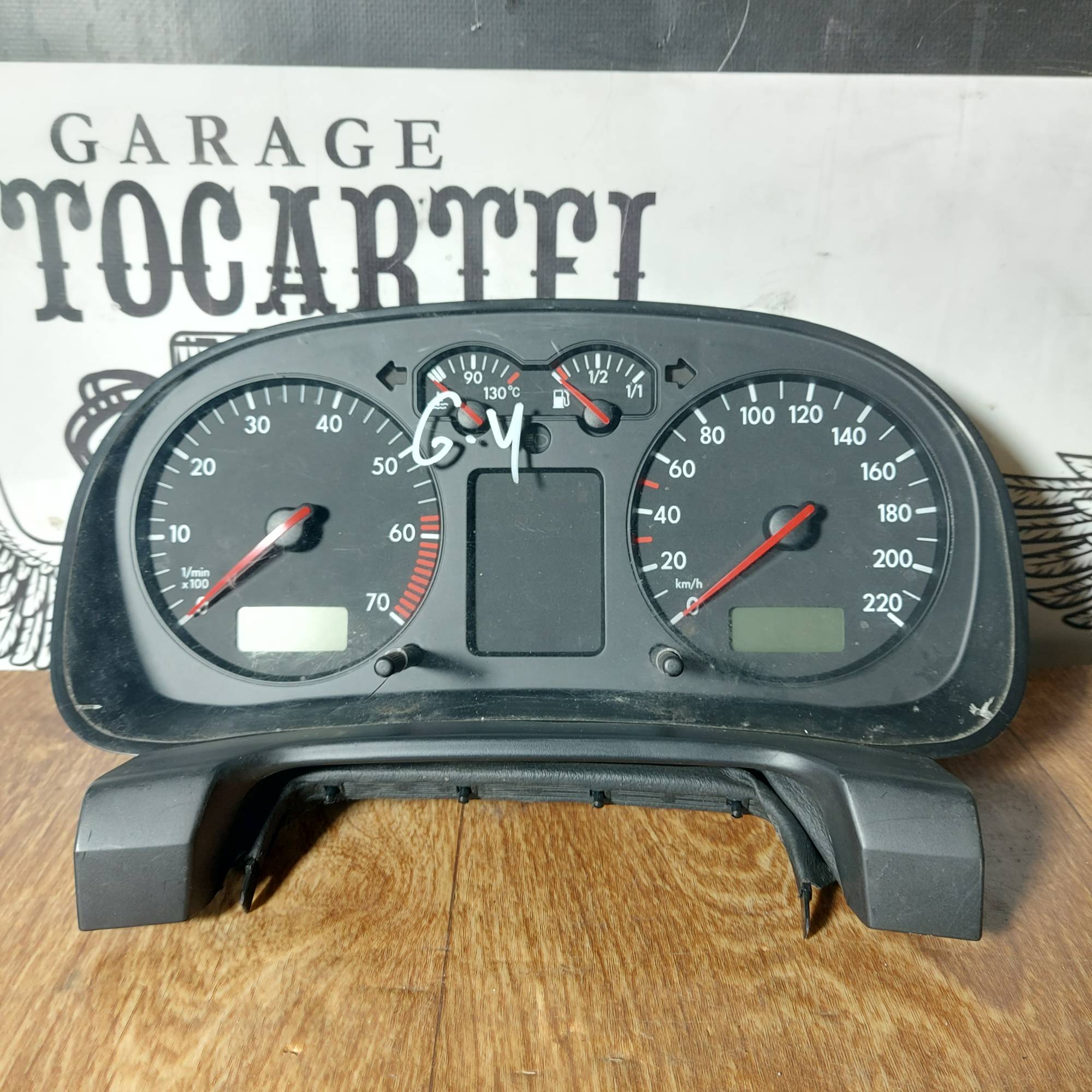 Щиток приладів VW Golf 4 1J0920806