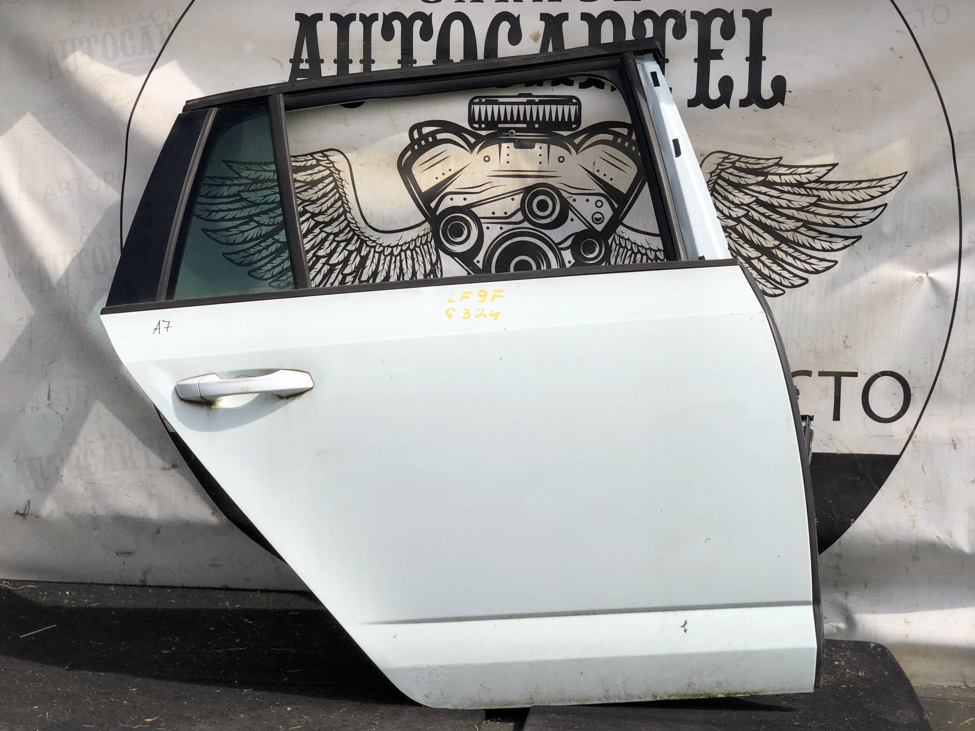 Дверка задня права Skoda Octavia A7 універсал 21104558