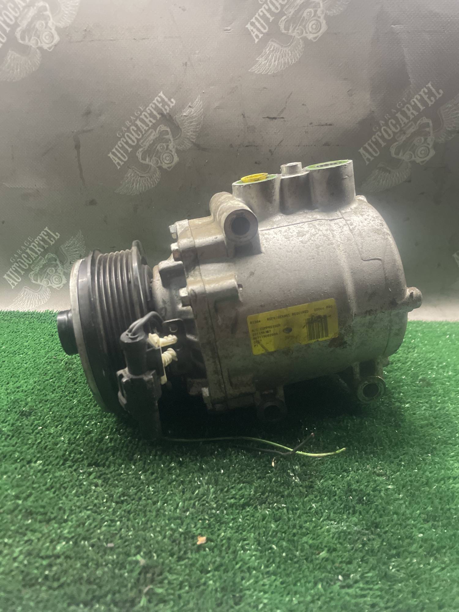 Компресор кондиціонера Ford Mondeo Mk3 Transit 2.0/2.2 TDCi 6s7119d629ba