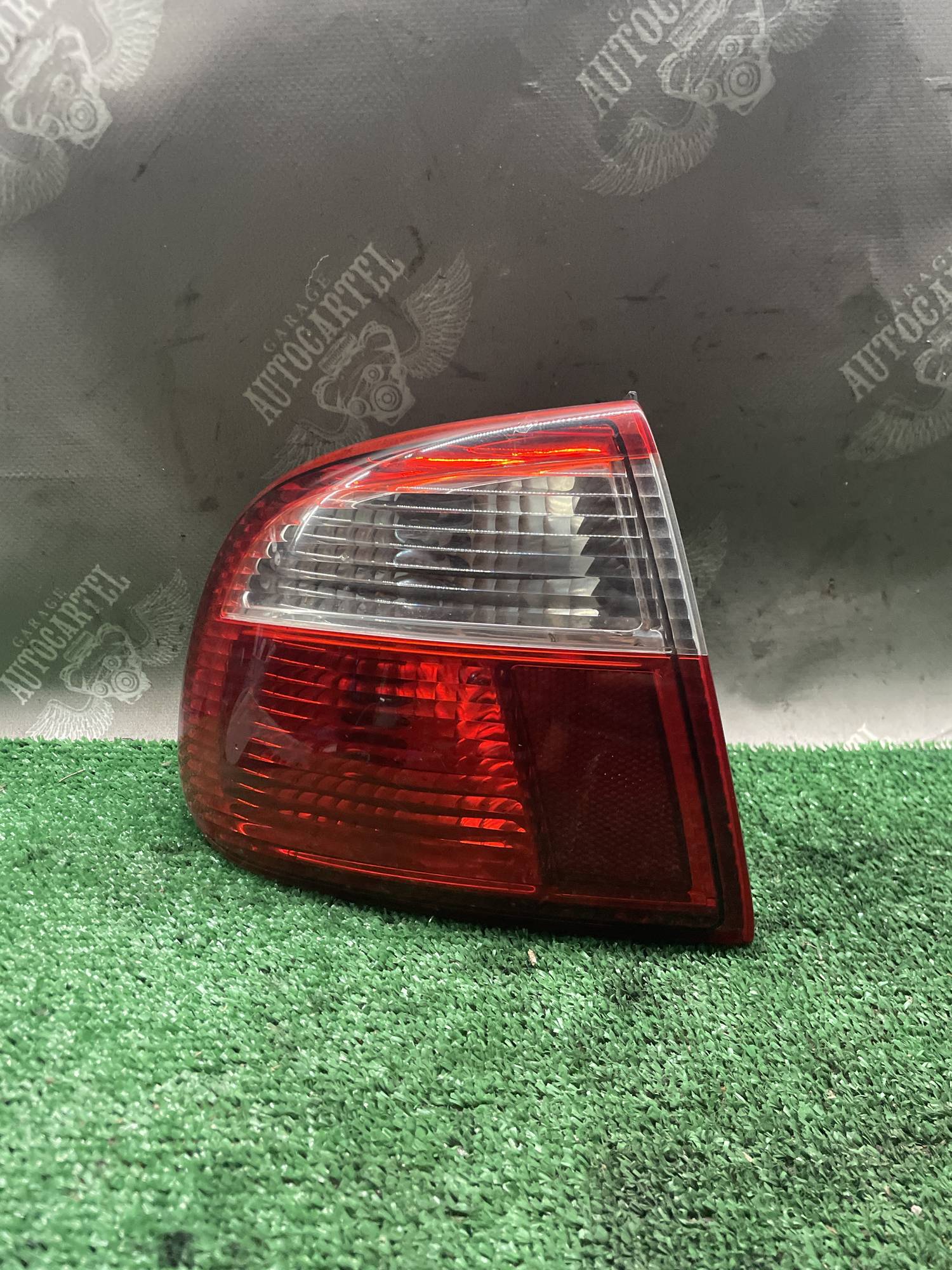 Ліхтар задній лівий Seat Toledo 2 1m5945095b