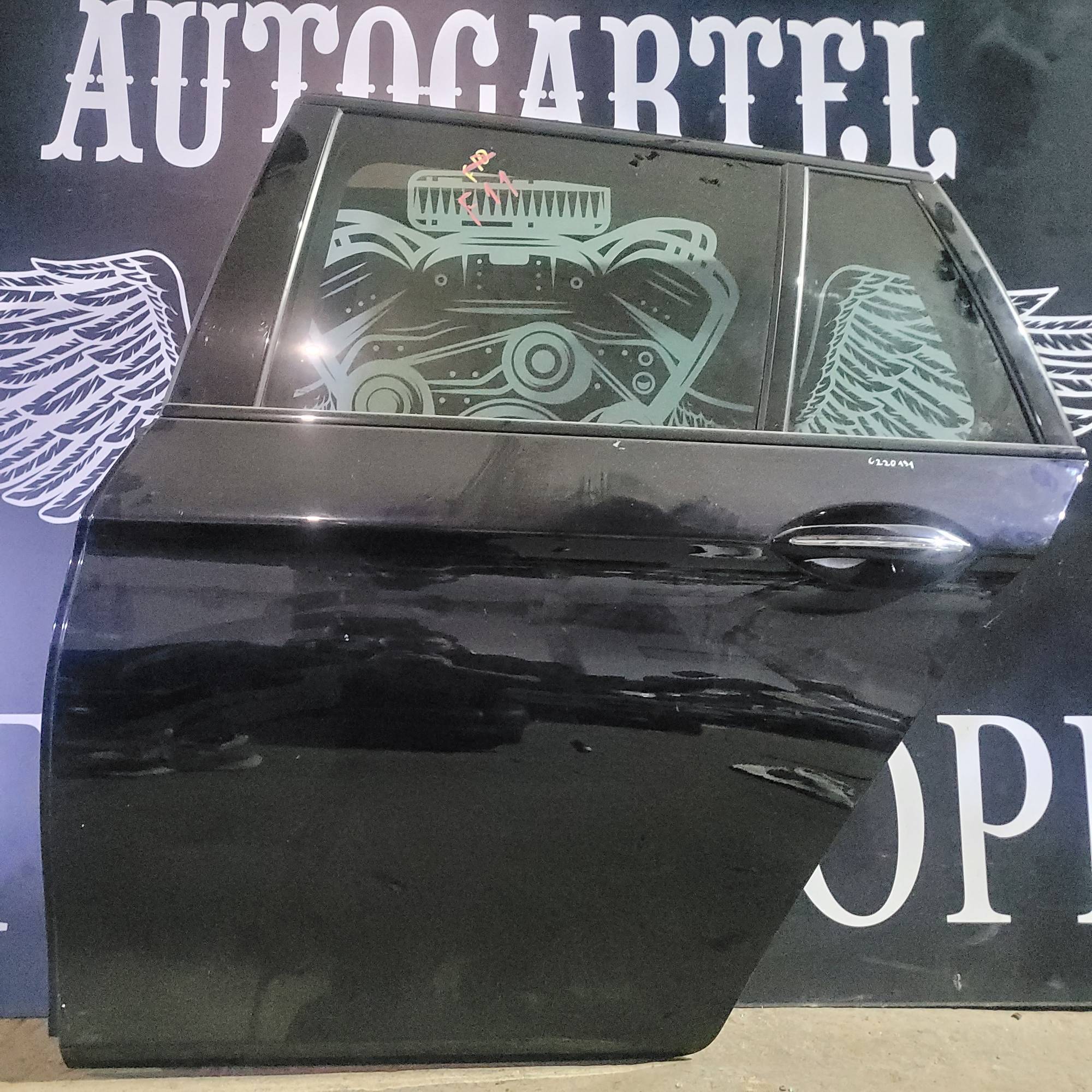 Дверка задня ліва bmw f 11 universal 2003-2009 0220131