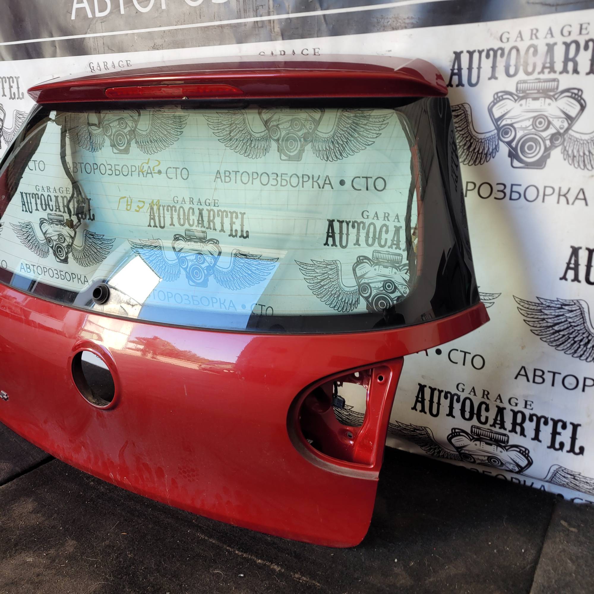 21369636 Кришка багажника volkswagen golf 5