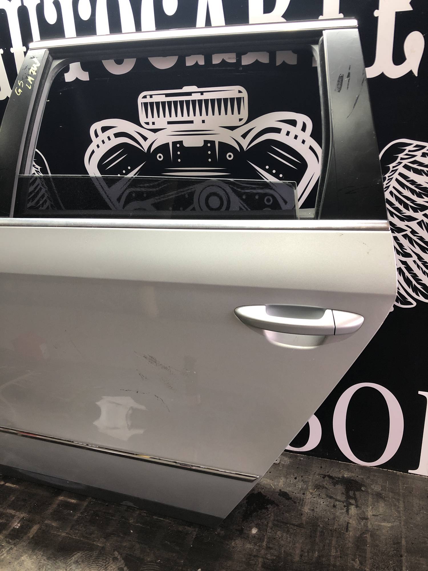 Дверка задня ліва Volkswagen Passat b6 21425011