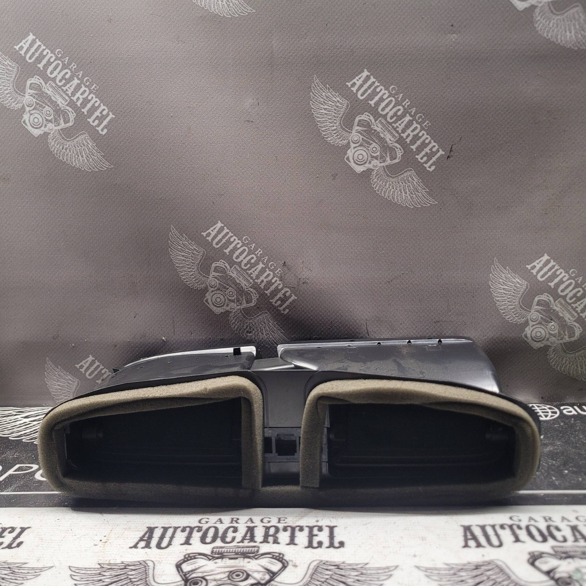 1P1819110 РЕШІТКА ВЕНТИЛЯЦІЙНА sEAT ALTEA