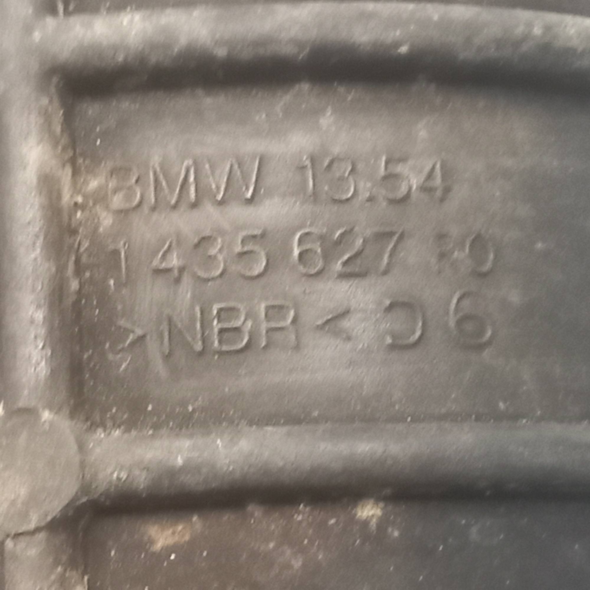 Патрубок повітряного фільтра BMW 5 Series E39 2.0-2.8 1435627r0