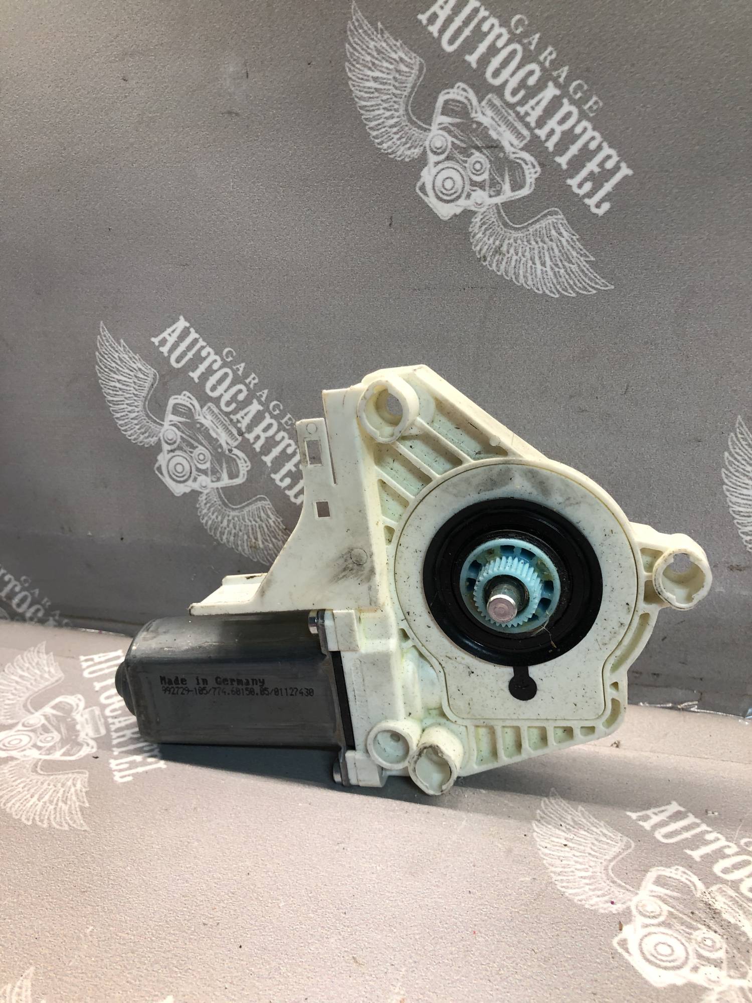 Моторчик склопідіймача передній лівий Volkswagen Passat B6 1k0959701q 981237351 988691114